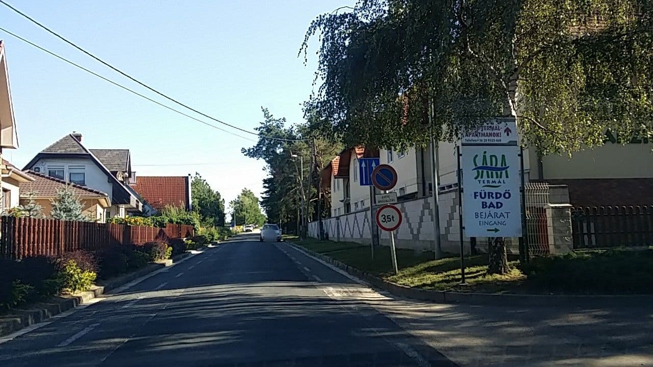 Street view near Natura Vita Apartmanok, Hegykő — © utvonalfelmeresek (CC BY-SA · Mapillary)