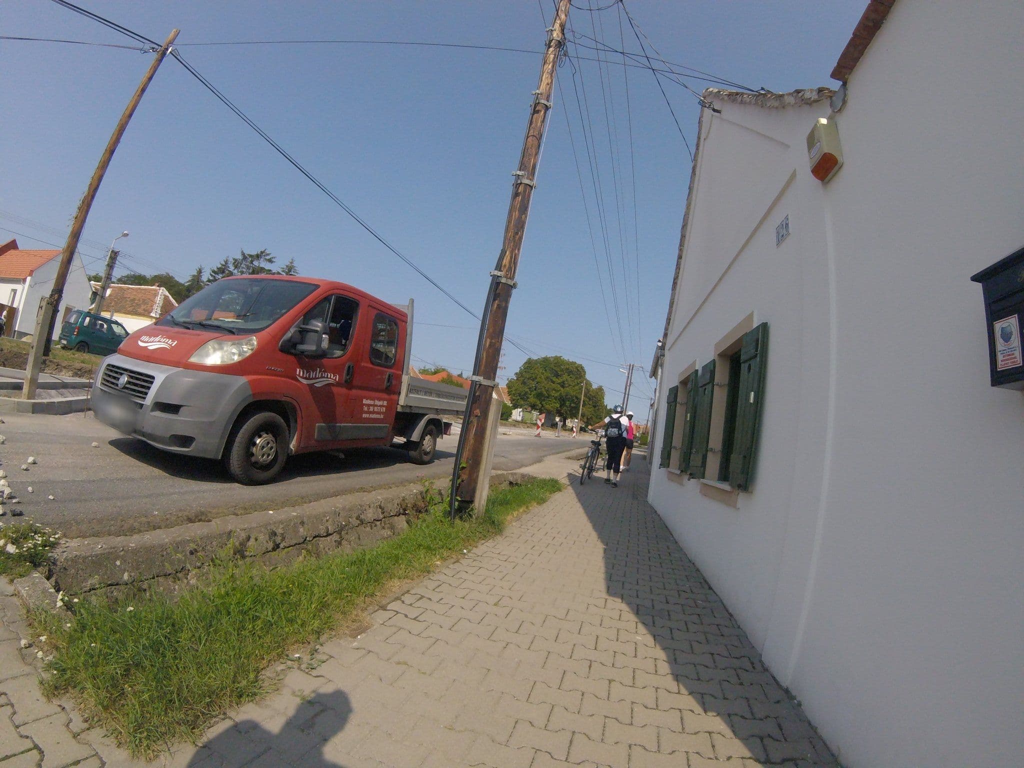 Street view near Öregház Apartman, Fertőrákos — © utvonalfelmeresek (CC BY-SA · Mapillary)