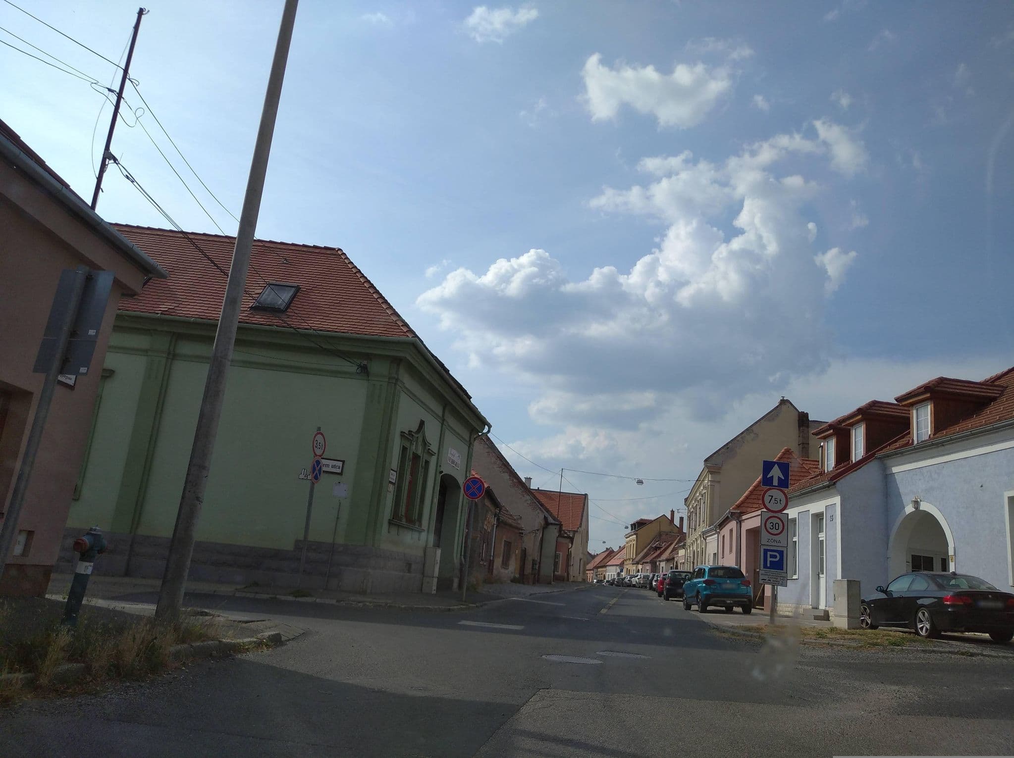 Street view near Ringhofer Vendégház, Sopron — © grozsa11 (CC BY-SA · Mapillary)