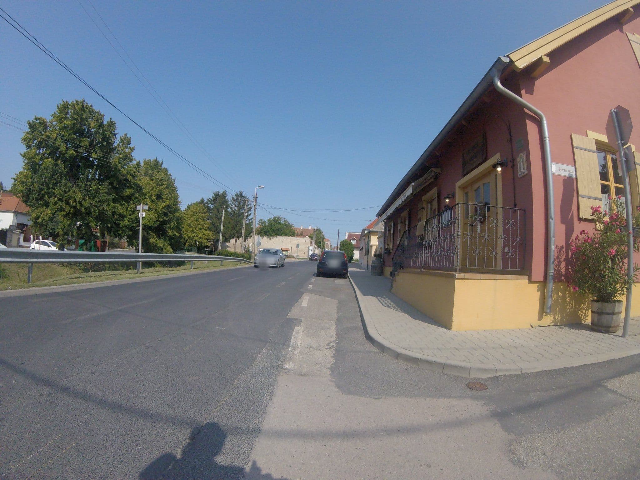 Street view near Huber Borozó és Panzió, Fertőrákos — © utvonalfelmeresek (CC BY-SA · Mapillary)