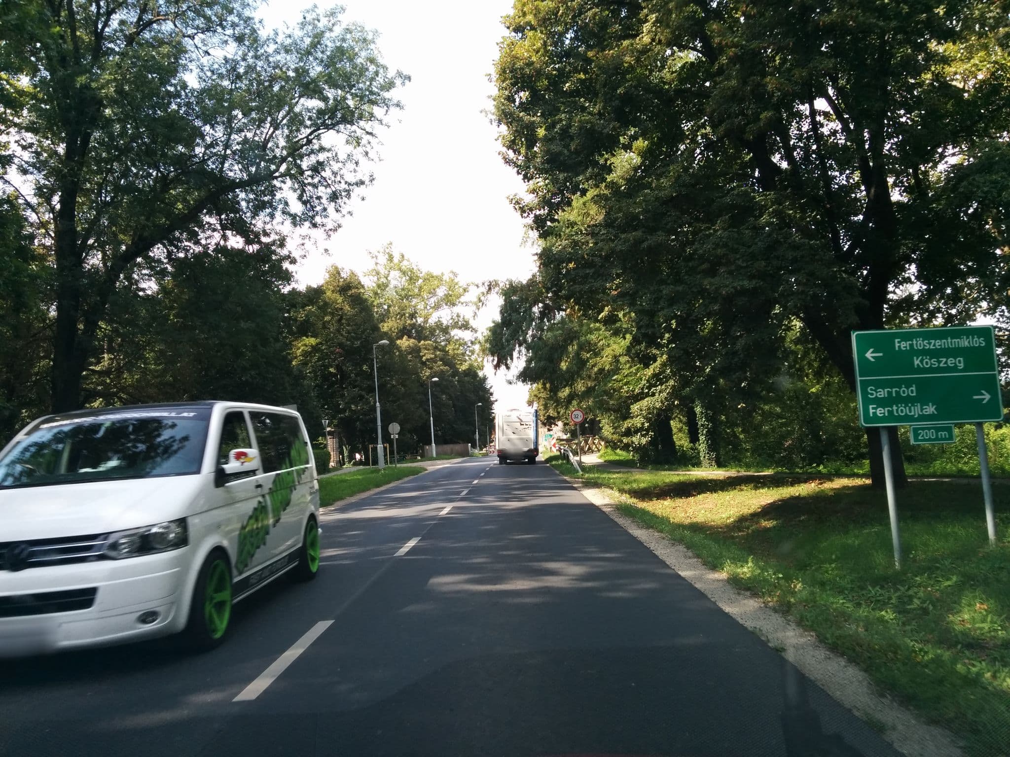 Street view near Akácos Panzió, Fertőd — © bitnapper (CC BY-SA · Mapillary)