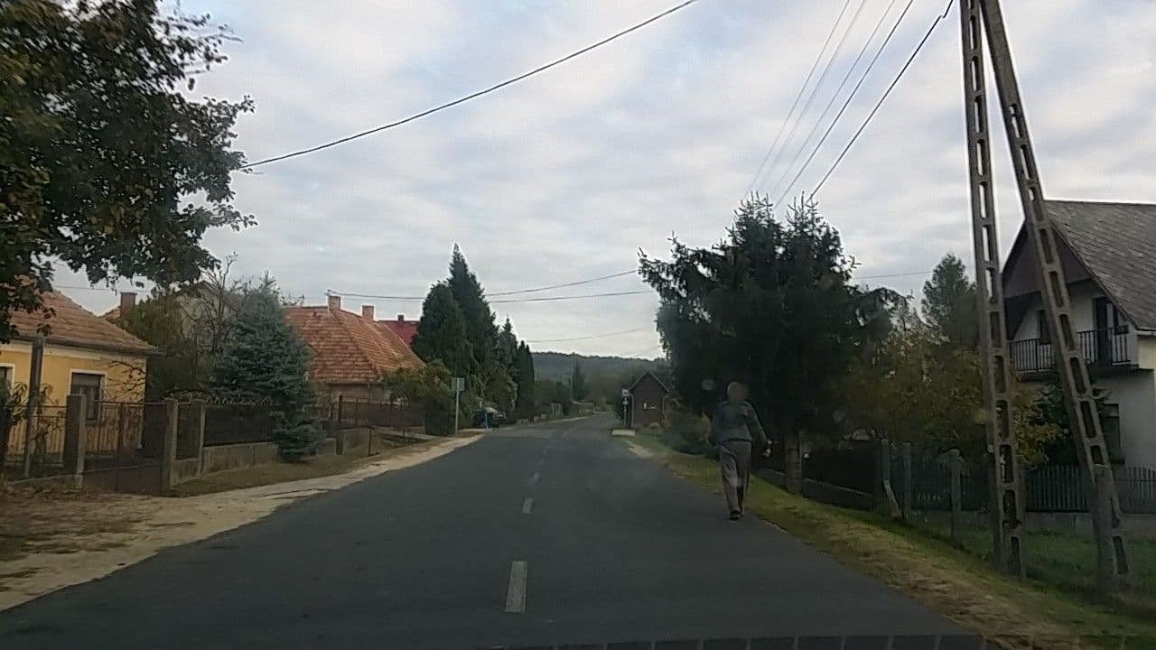 Street view near Hubertus Vendégház Bakonybél, Zirc — © utvonalfelmeresek (CC BY-SA · Mapillary)