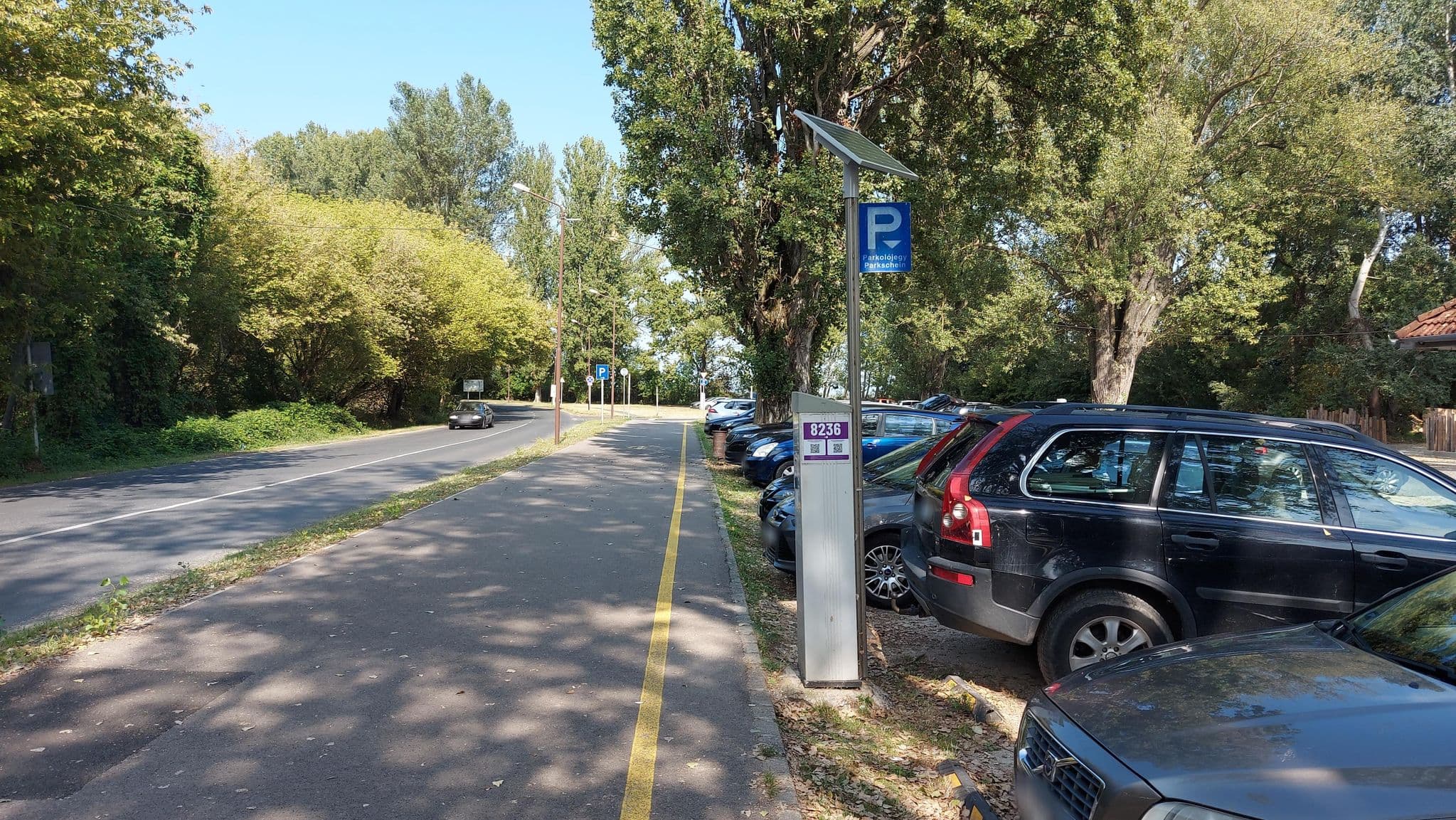 Street view near Rév Apartman, Tihany — © vasony (CC BY-SA · Mapillary)