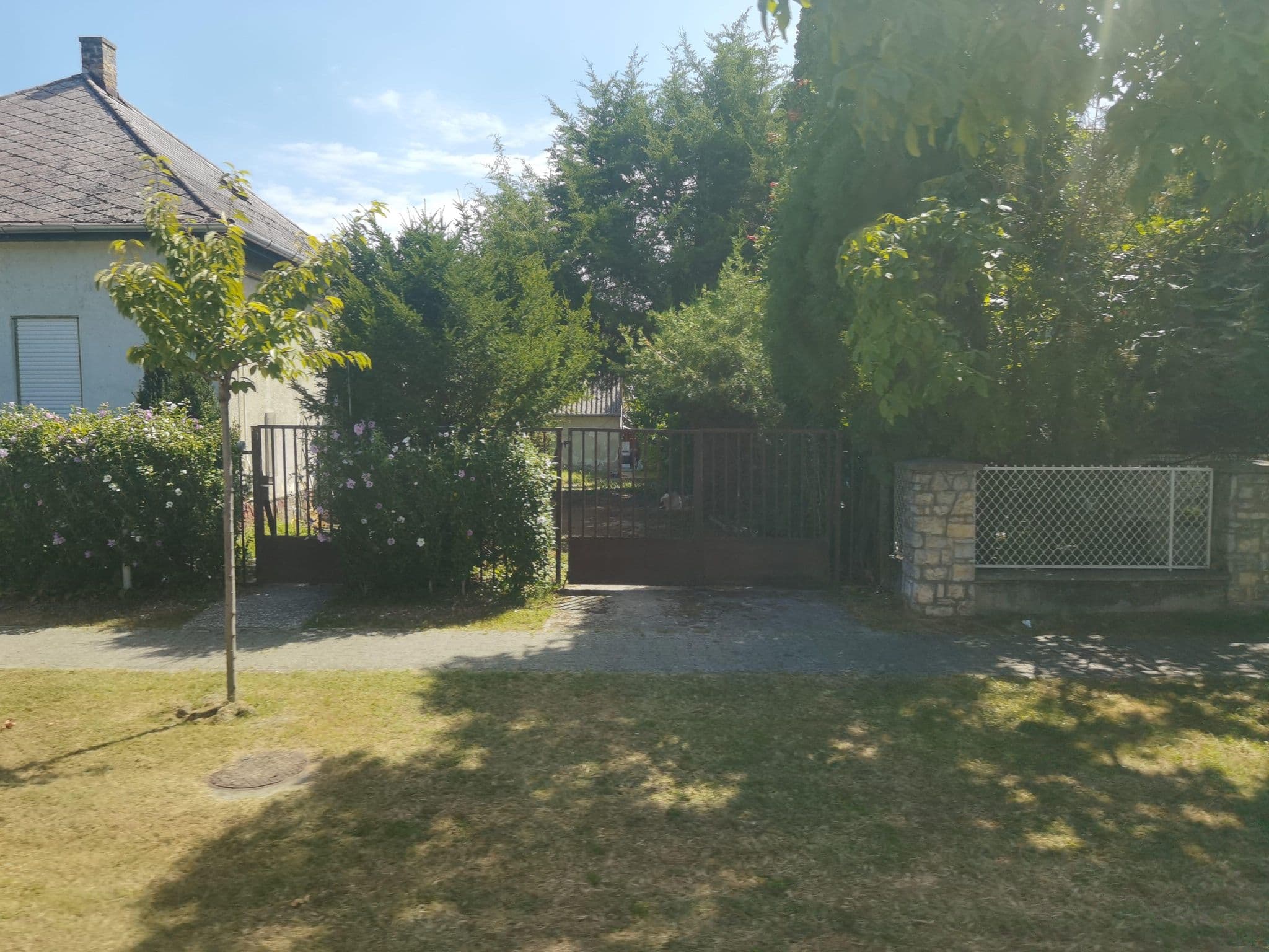 Street view near Diavolo Balaton Haz, Balatonföldvár — © Gaurdein (CC BY-SA · Mapillary)