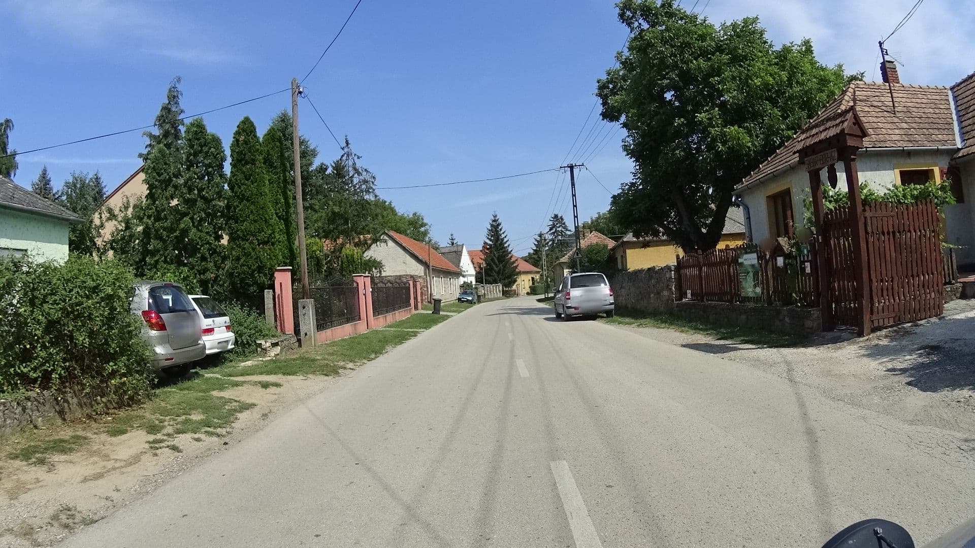 Street view near Kő a hegyből, Badacsonytomaj — © 468p (CC BY-SA · Mapillary)