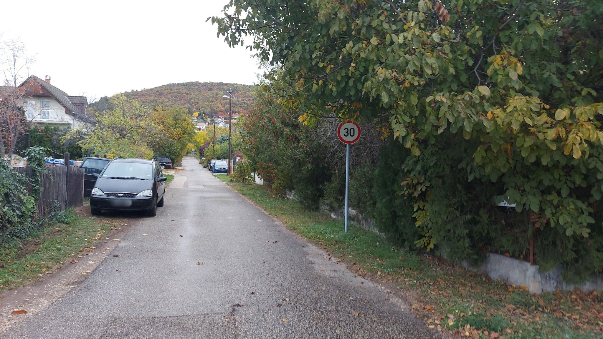 Street view near Apartment Albert, Csopak — © vasony (CC BY-SA · Mapillary)