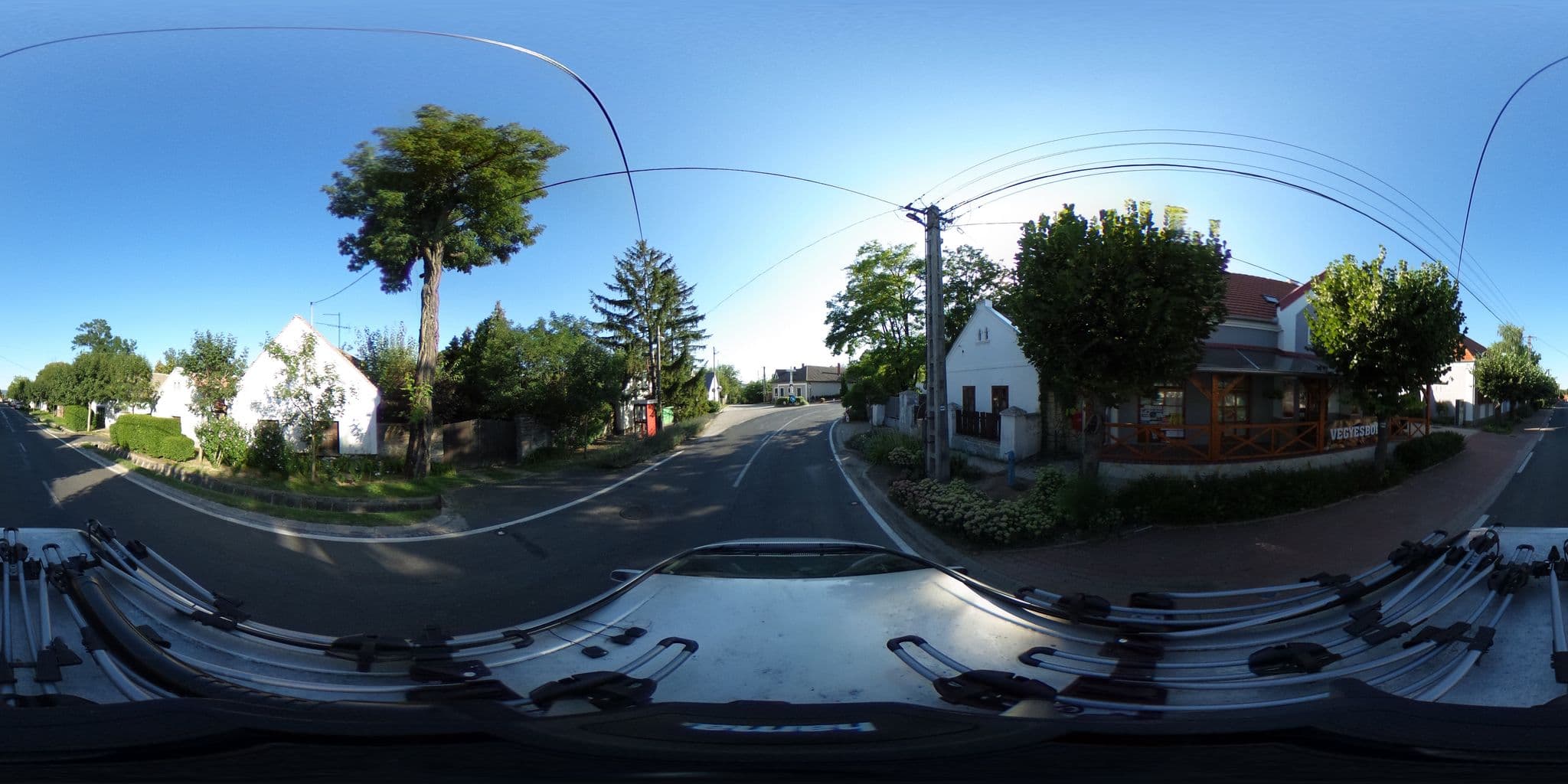 Street view near Vörösbegy Vendégház, Révfülöp — © kolesajr (CC BY-SA · Mapillary)