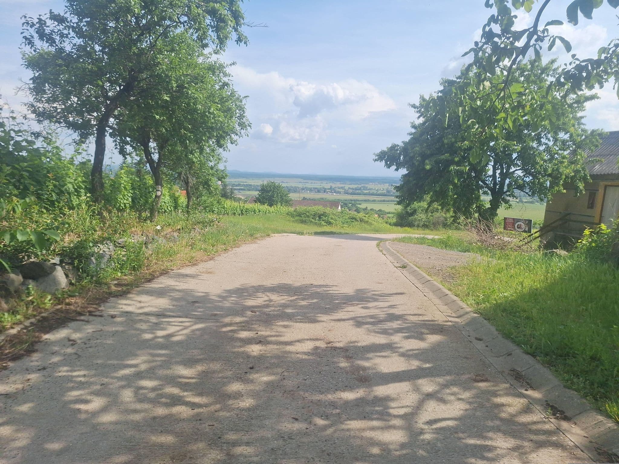Street view near Somló Hotel***, Devecser — © mmate (CC BY-SA · Mapillary)