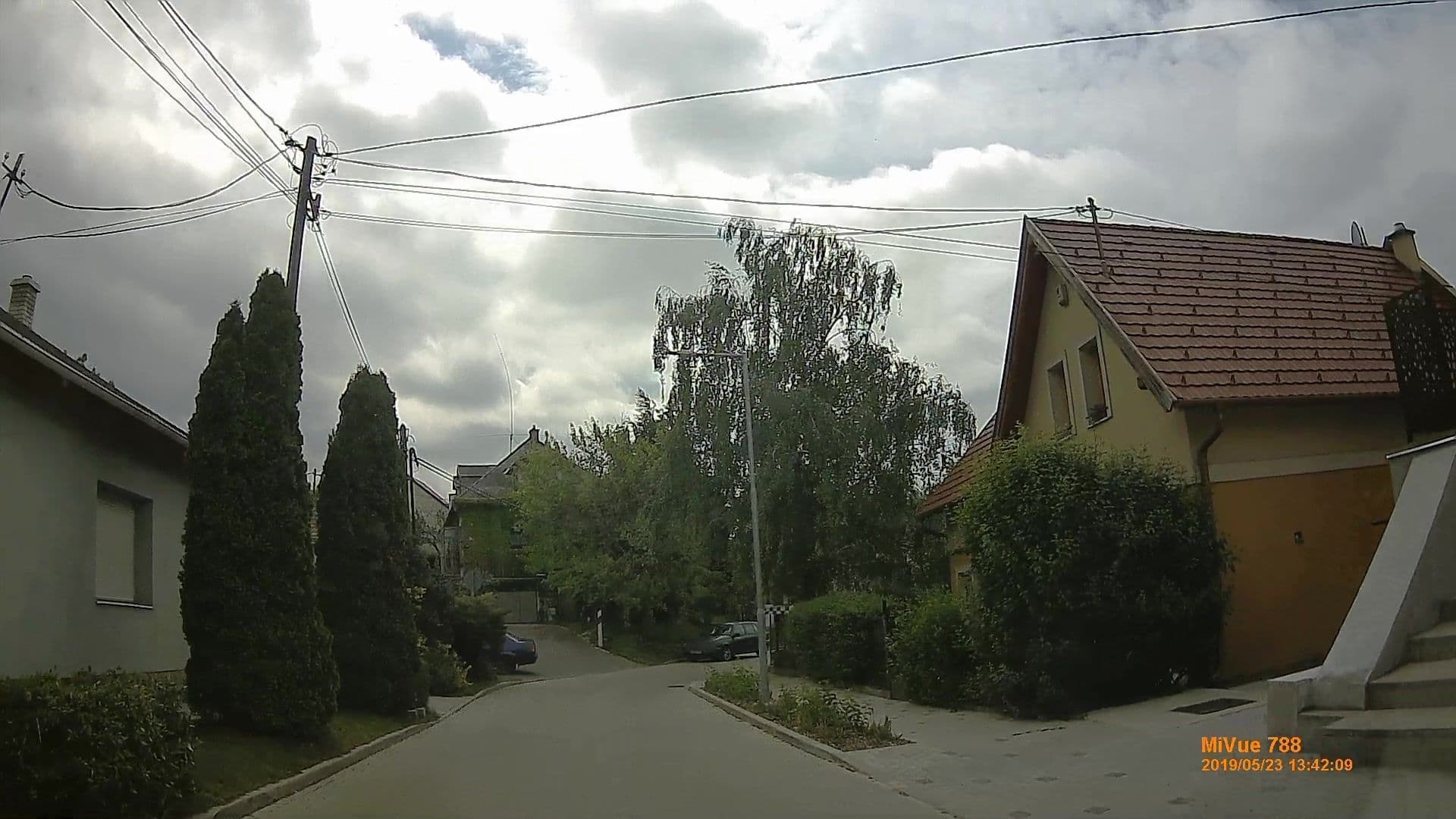 Street view near Városi Idill, Veszprém — © geox123 (CC BY-SA · Mapillary)