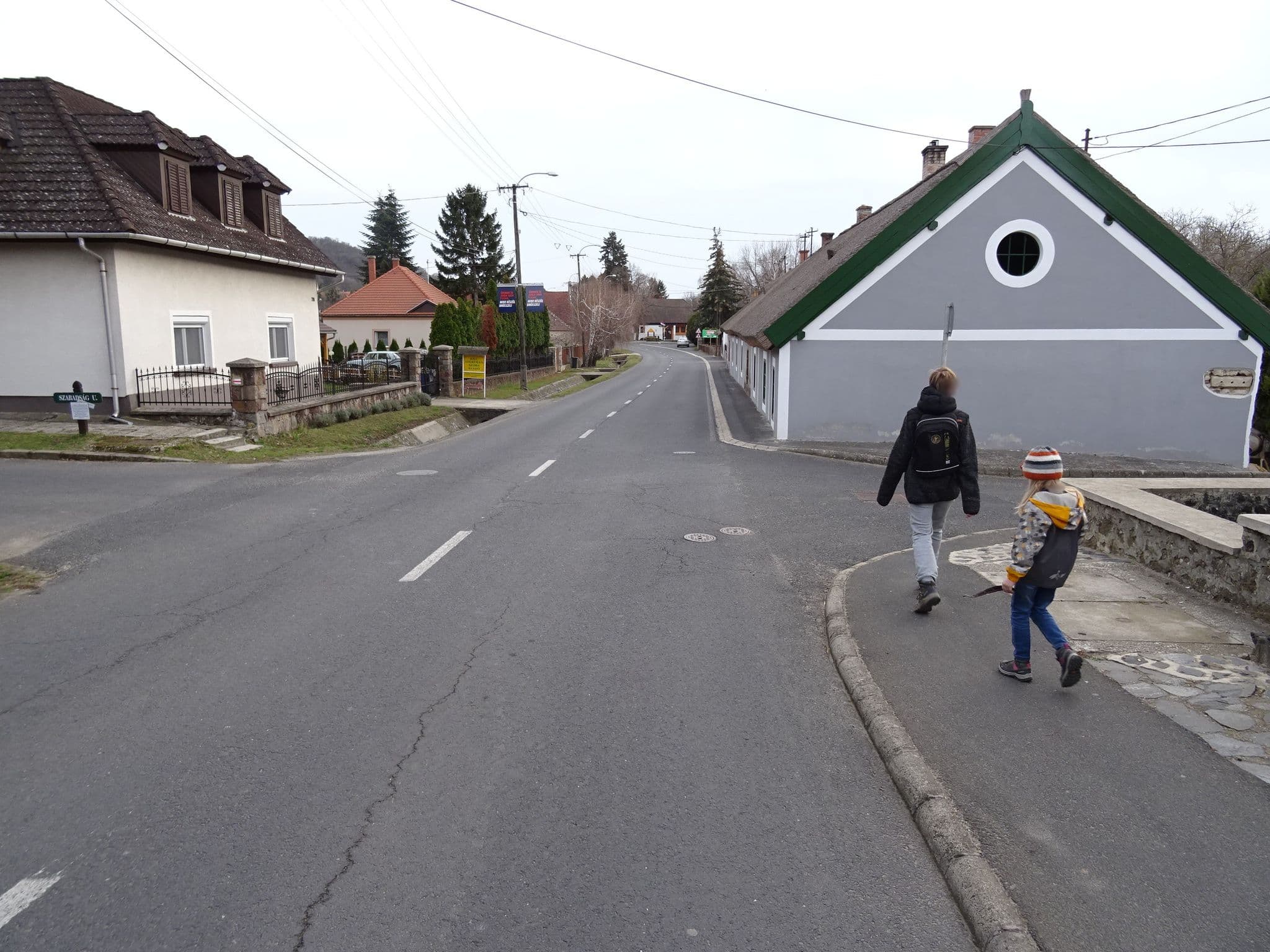 Street view near Ódor Apartman és Vendégház, Badacsonytomaj — © izsolt (CC BY-SA · Mapillary)