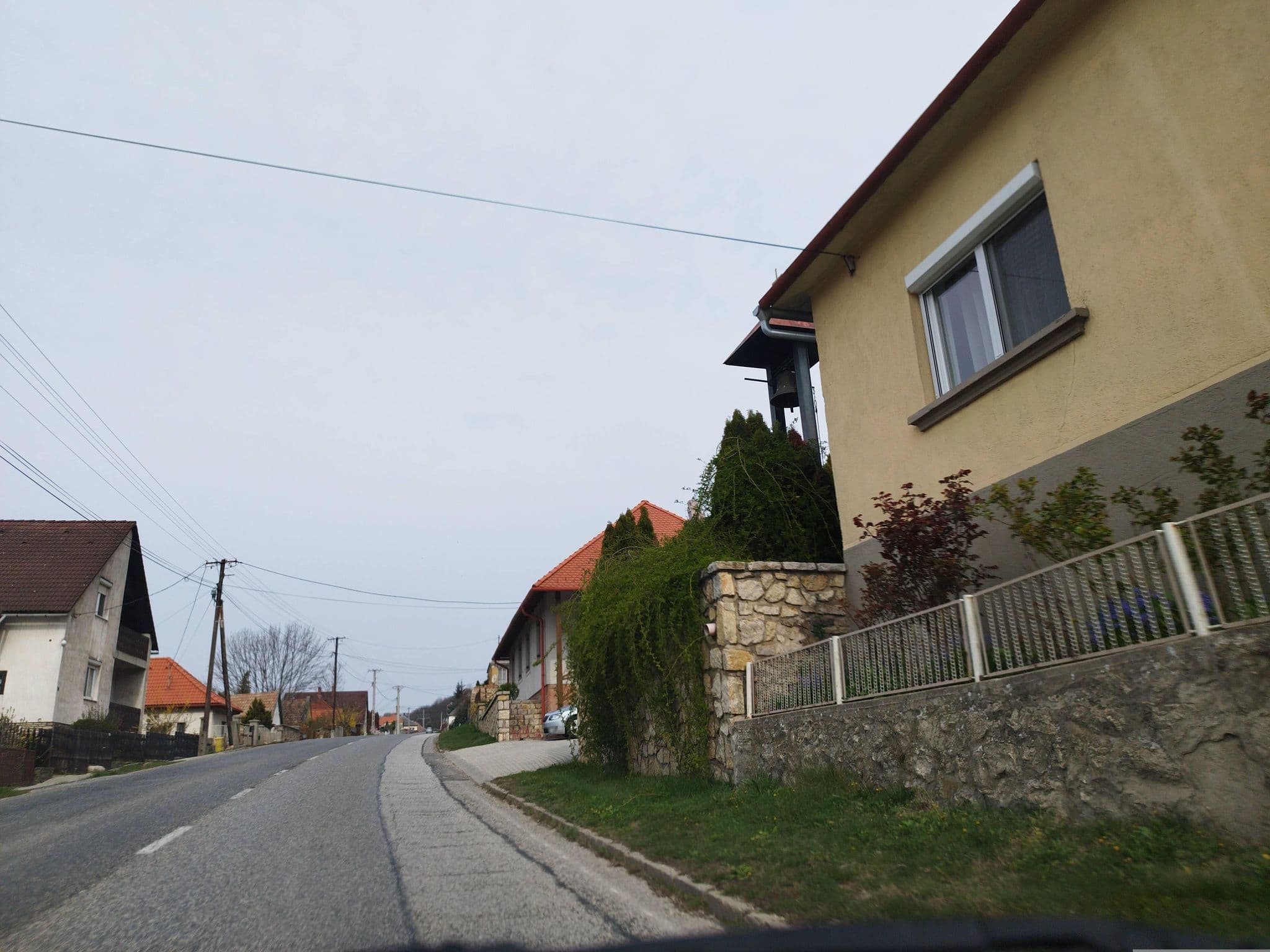 Street view near Bóbita Háza, Zirc — © grozsa11 (CC BY-SA · Mapillary)