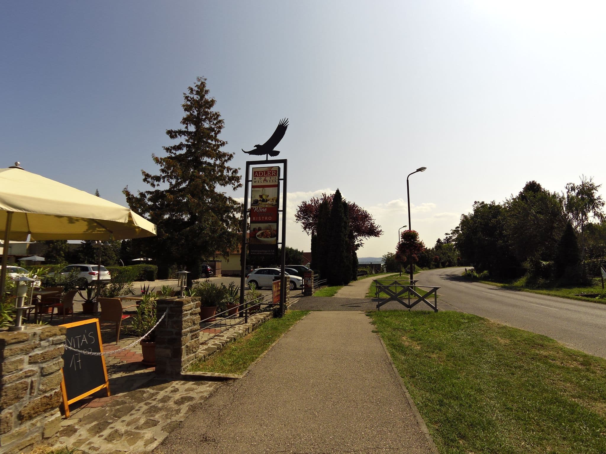 Street view near Adler Panzió, Tihany — © kammann (CC BY-SA · Mapillary)