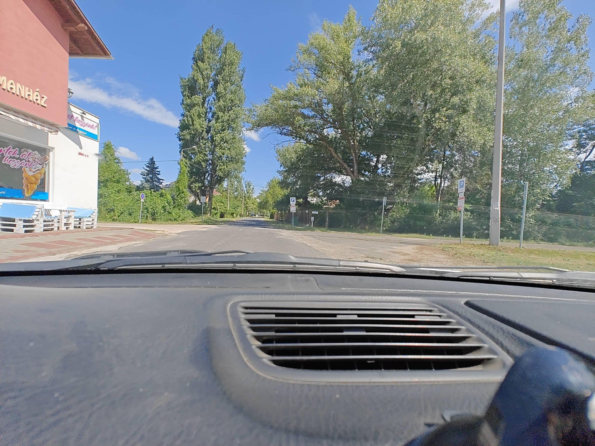 Street view near Kagyló, Zamárdi — © Winner_hun (CC BY-SA · Mapillary)