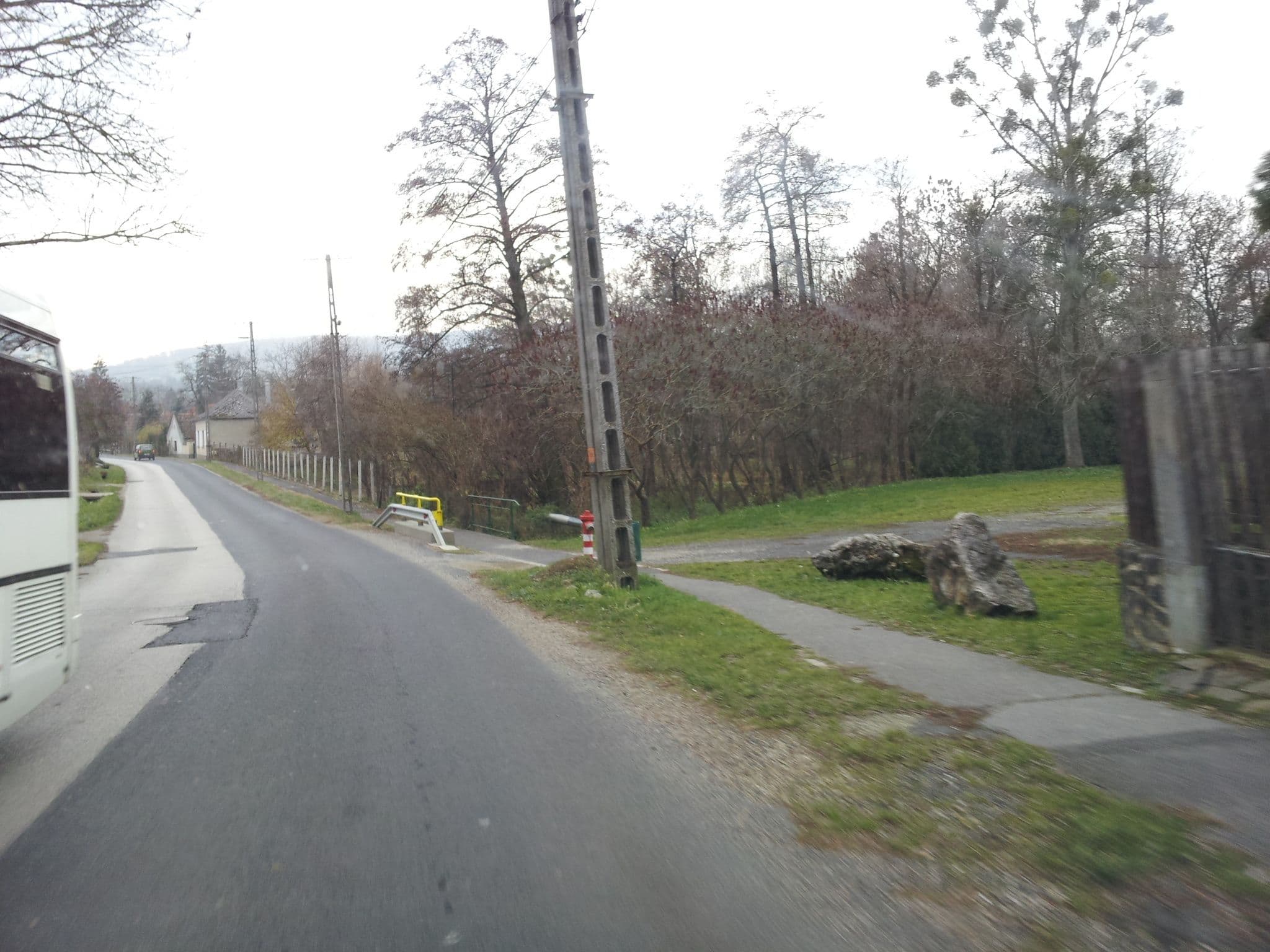 Street view near Őshaza Vendégház, Sümeg — © kolesajr (CC BY-SA · Mapillary)