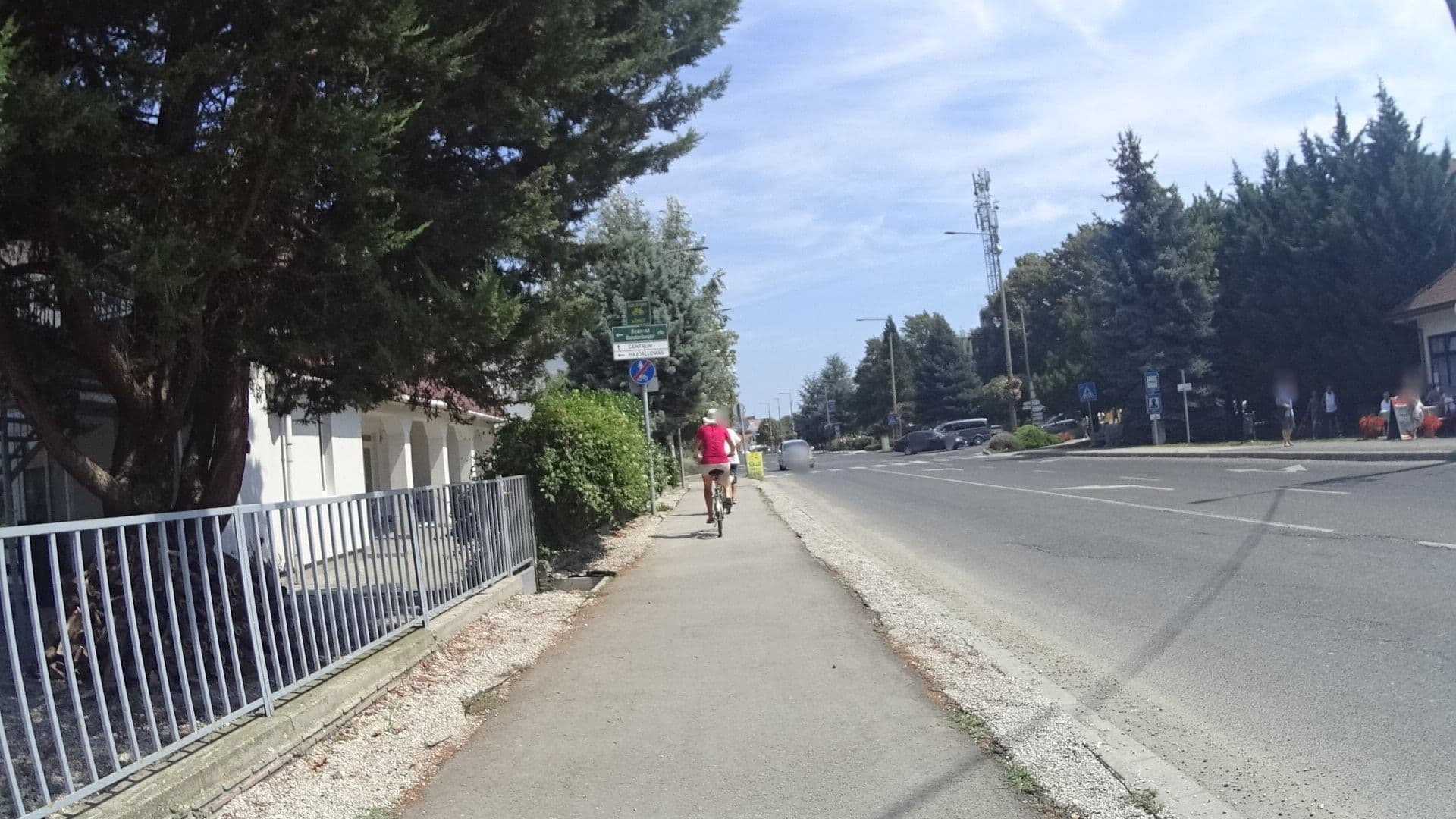 Street view near Balaton Vendégház Fonyód, Fonyód — © ramap (CC BY-SA · Mapillary)