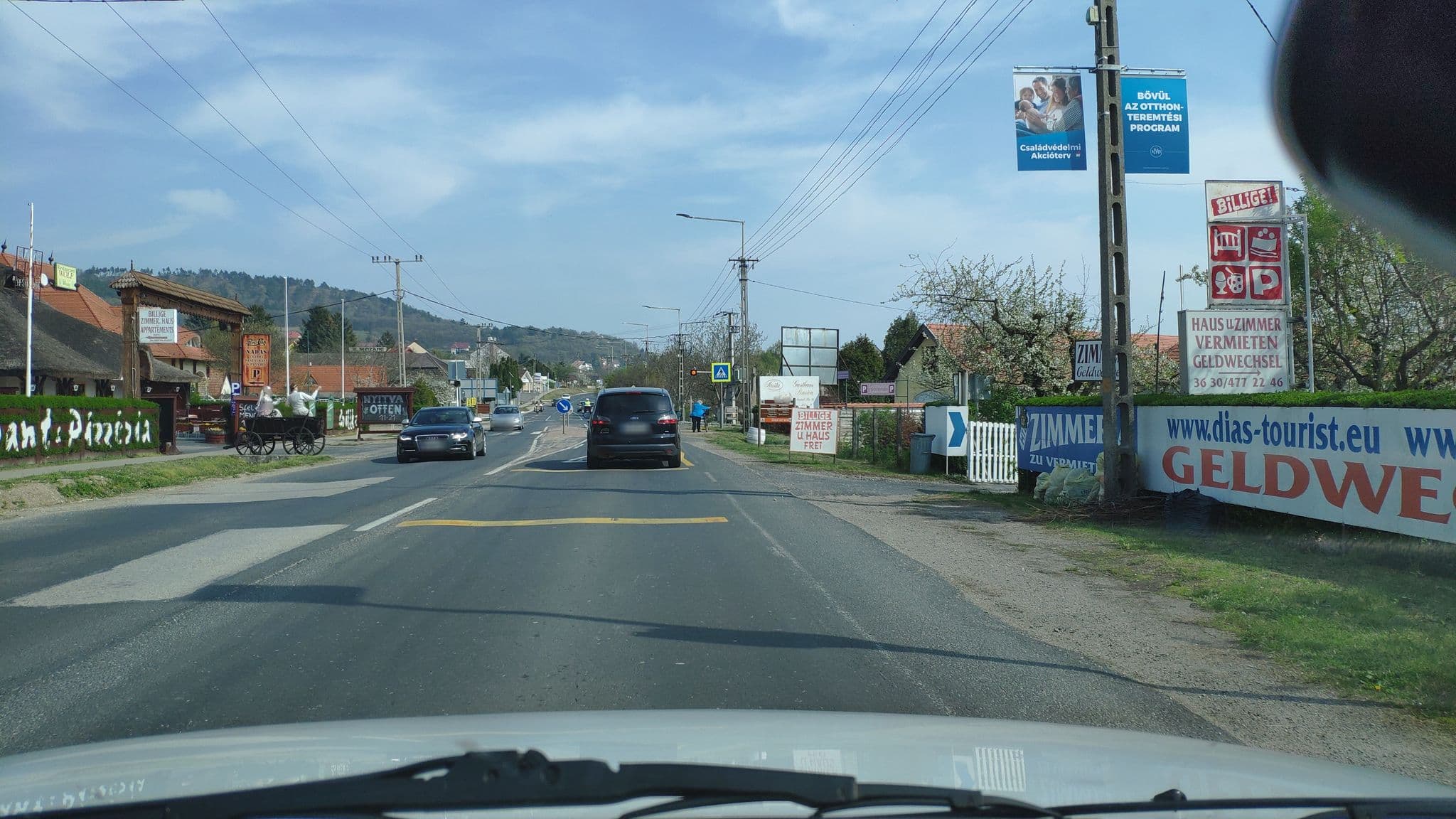 Street view near Benedekné Háza Gyenesdiás, Gyenesdiás — © rbader (CC BY-SA · Mapillary)