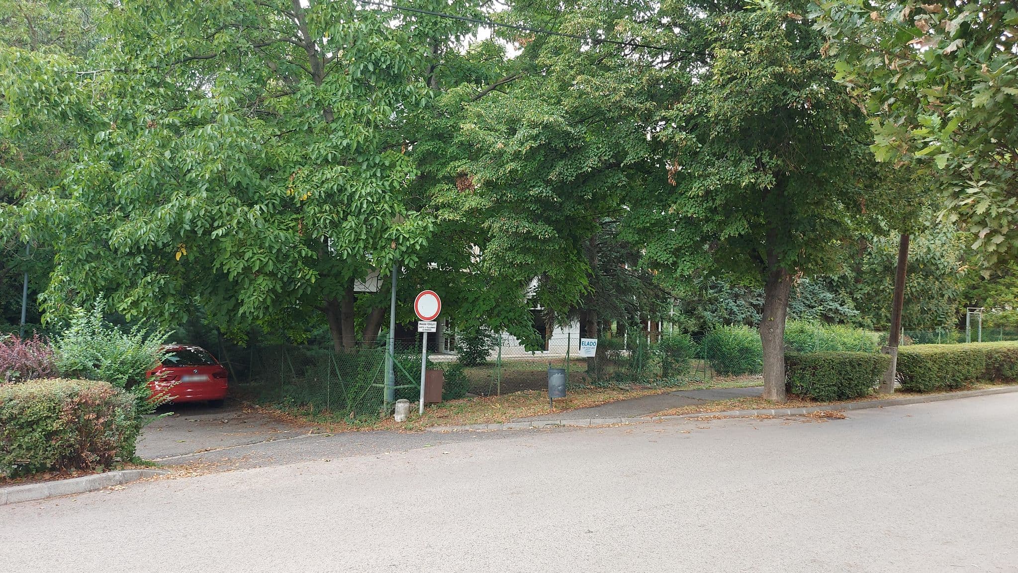 Street view near Csopak Társasüdülő, Csopak — © vasony (CC BY-SA · Mapillary)
