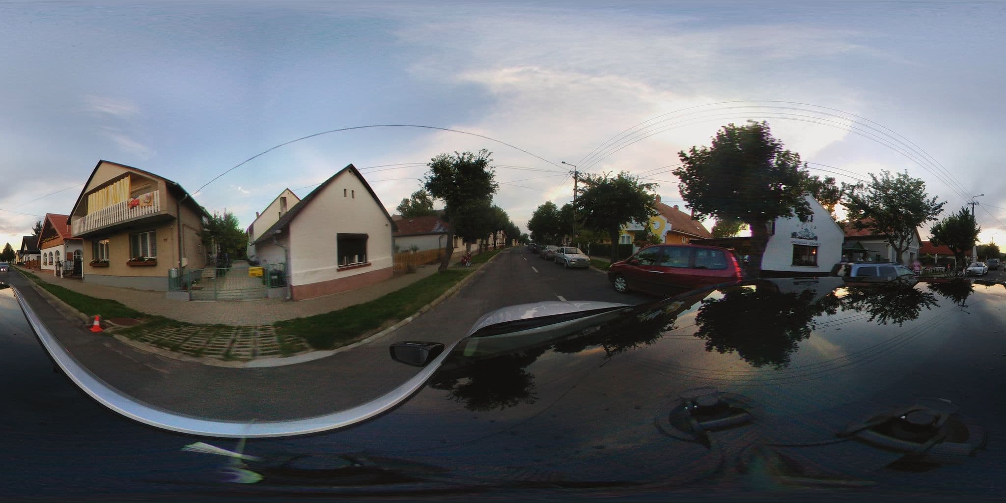 Street view near Kastély Hotel Üdülőszálló, Vonyarcvashegy — © kami911 (CC BY-SA · Mapillary)