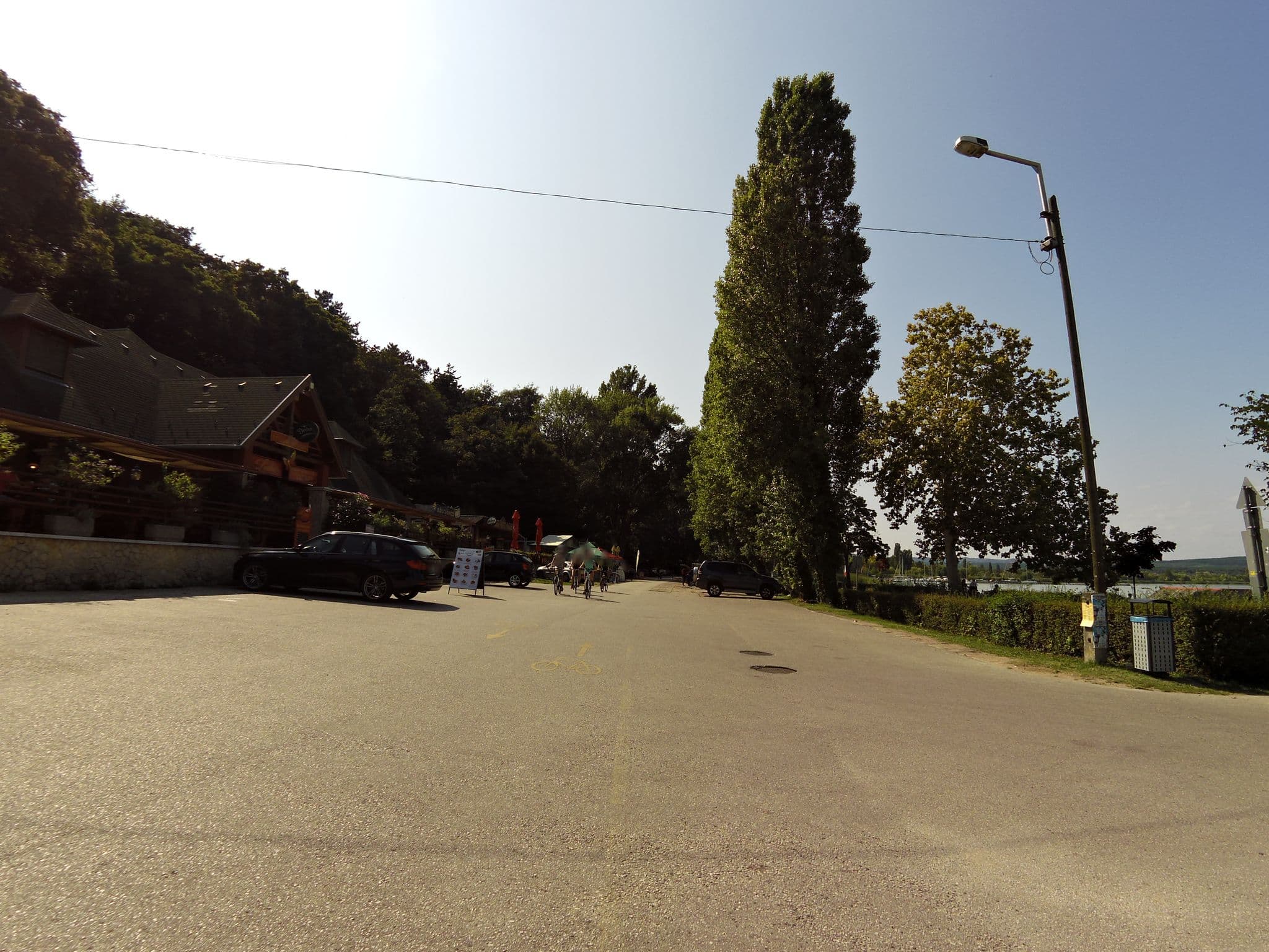 Street view near Lepke Apartmanház, Tihany — © kammann (CC BY-SA · Mapillary)