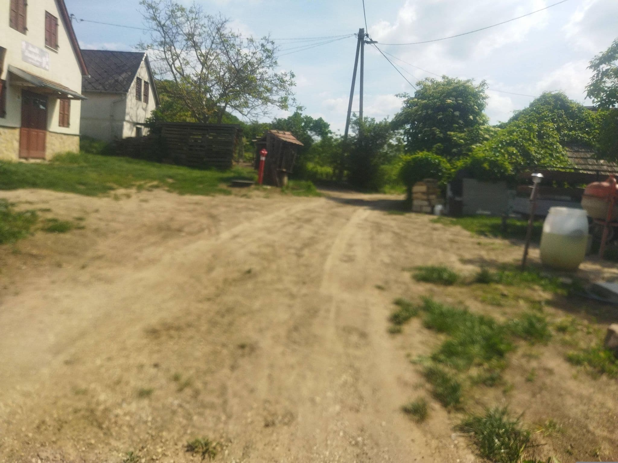 Street view near Somló Vendégház, Devecser — © mmate (CC BY-SA · Mapillary)