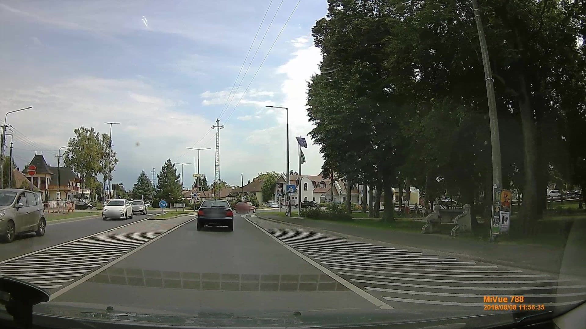 Street view near Harai Panzió Balatonlelle, Balatonlelle — © geox123 (CC BY-SA · Mapillary)