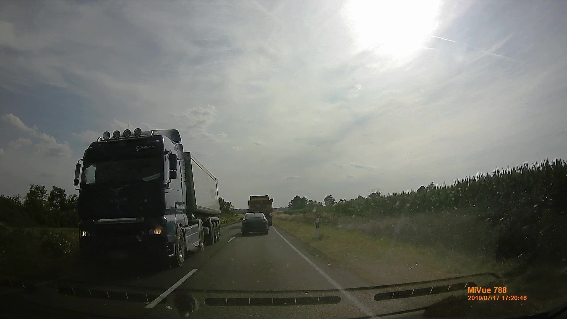 Street view near Várpanoráma Vendégház, Balatonfüred — © geox123 (CC BY-SA · Mapillary)