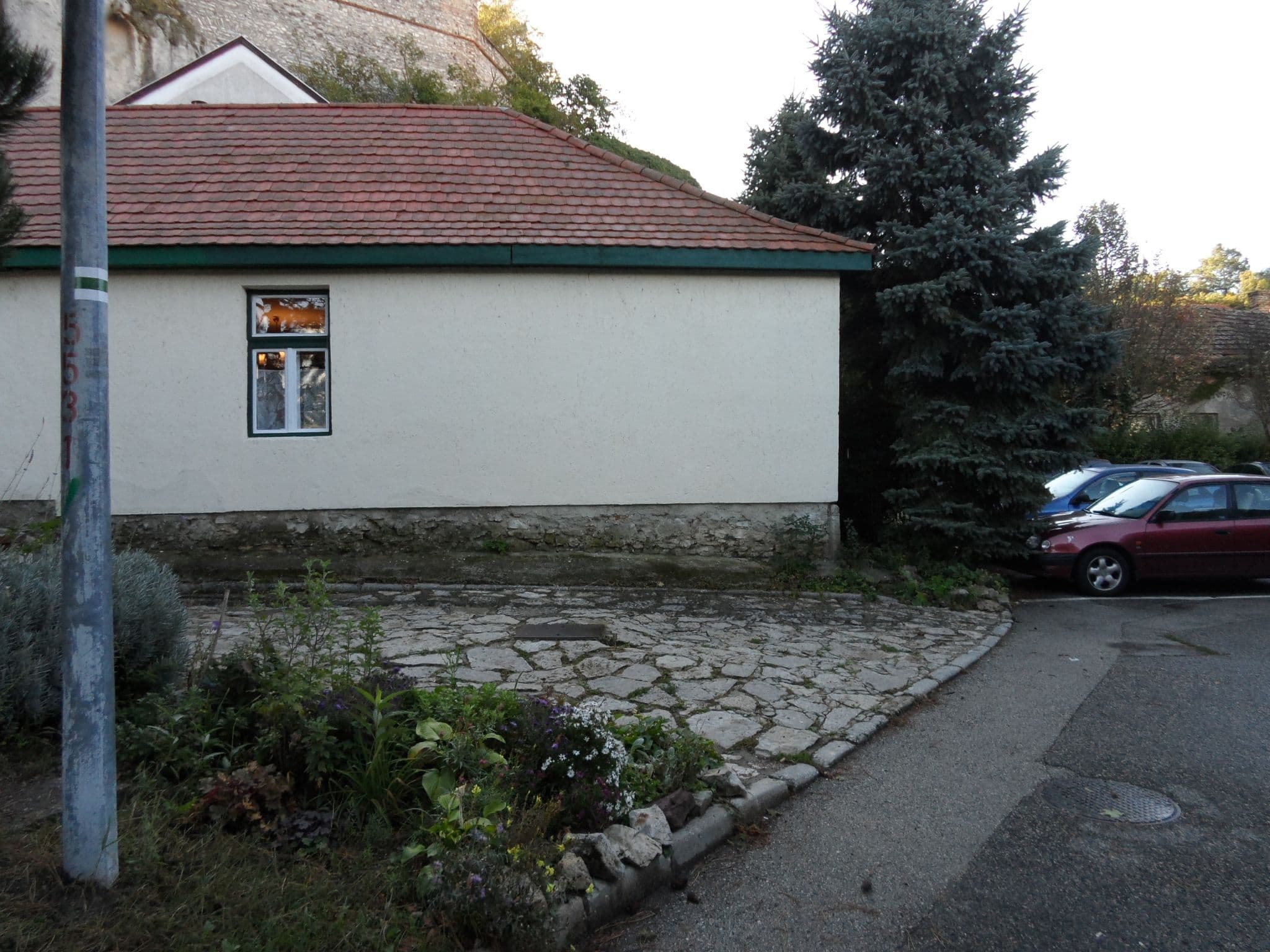 Street view near Galeria Villa, Veszprém — © fodor8peter (CC BY-SA · Mapillary)