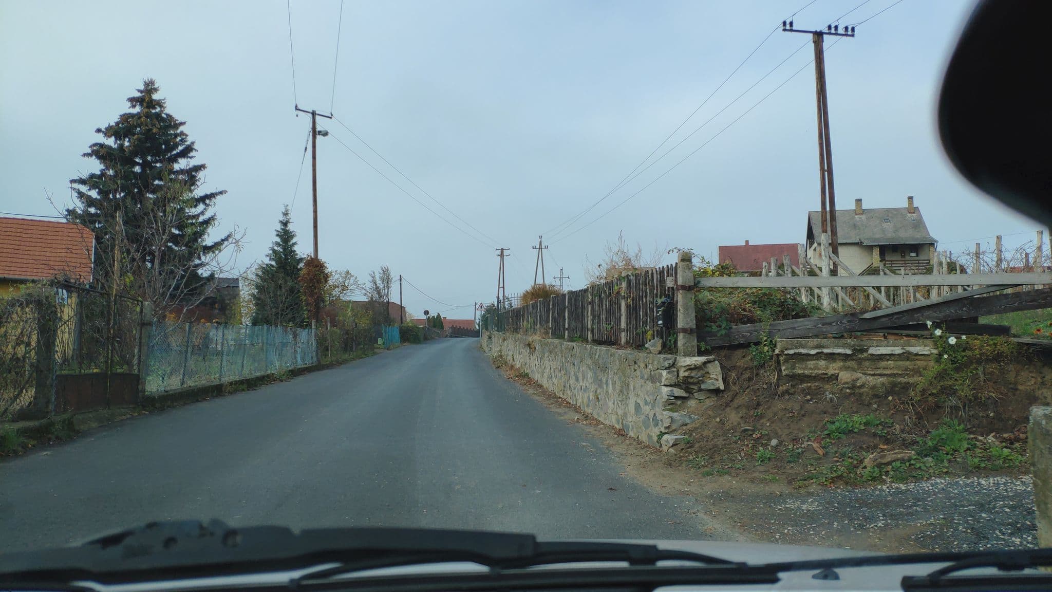 Street view near Berkes Vendégház és Borozó, Badacsonytomaj — © rbader (CC BY-SA · Mapillary)