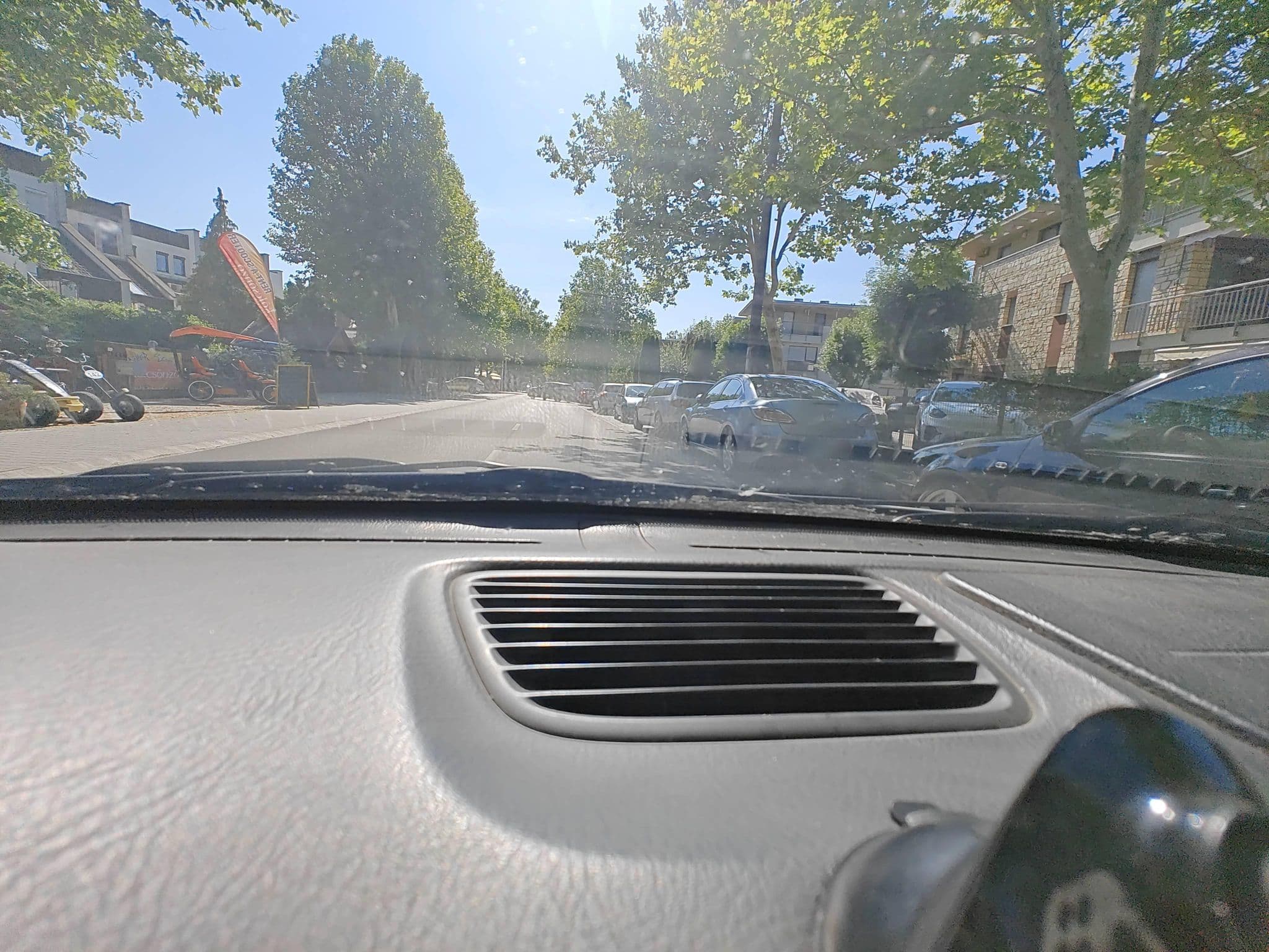 Street view near Németh Apartman, Zamárdi — © Winner_hun (CC BY-SA · Mapillary)