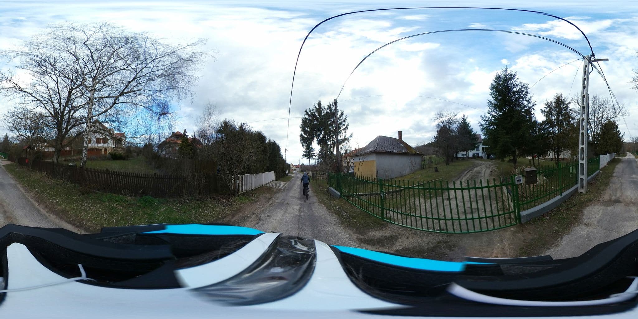 Street view near Márta Villa - Vonyarcvashegy, Vonyarcvashegy — © tamas (CC BY-SA · Mapillary)