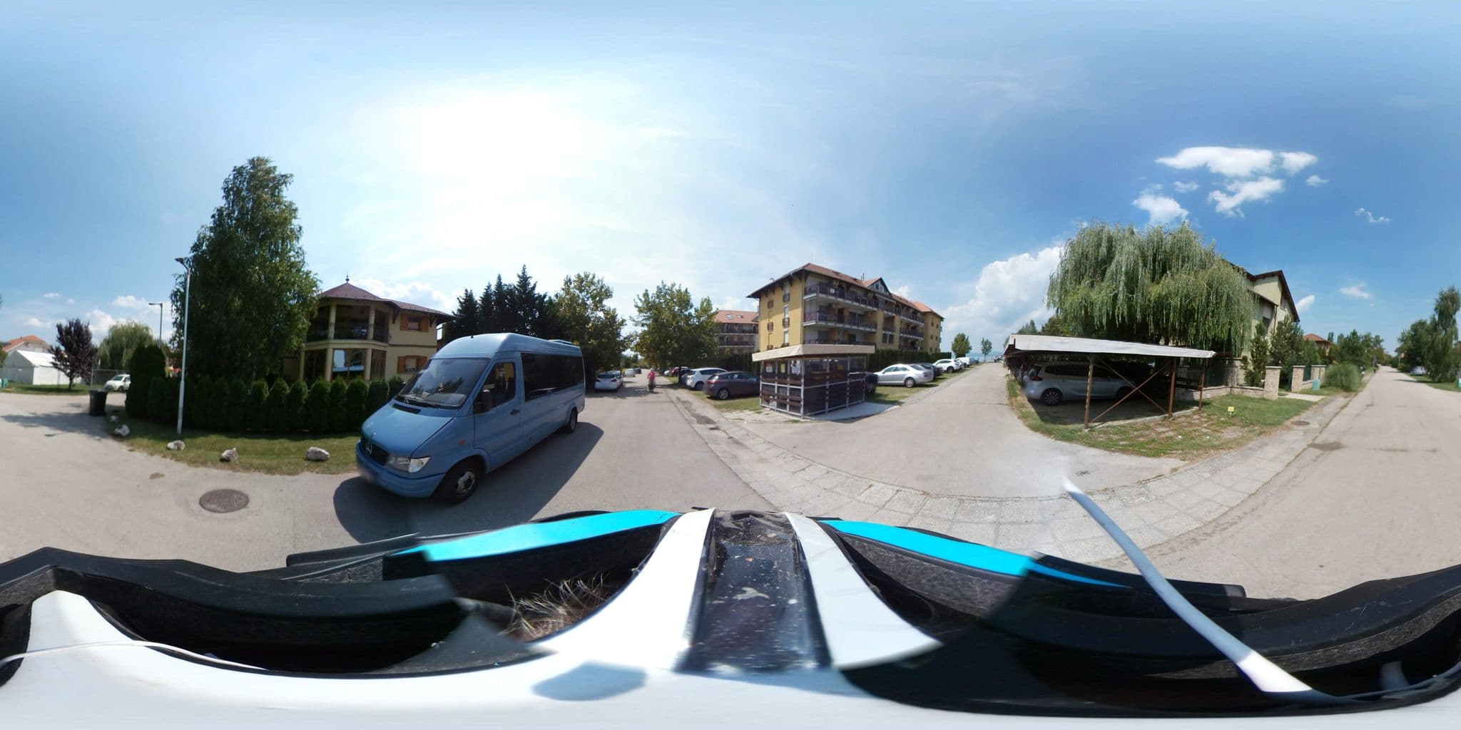 Street view near Hullám Üdülőpark, Balatonszárszó — © tamas (CC BY-SA · Mapillary)
