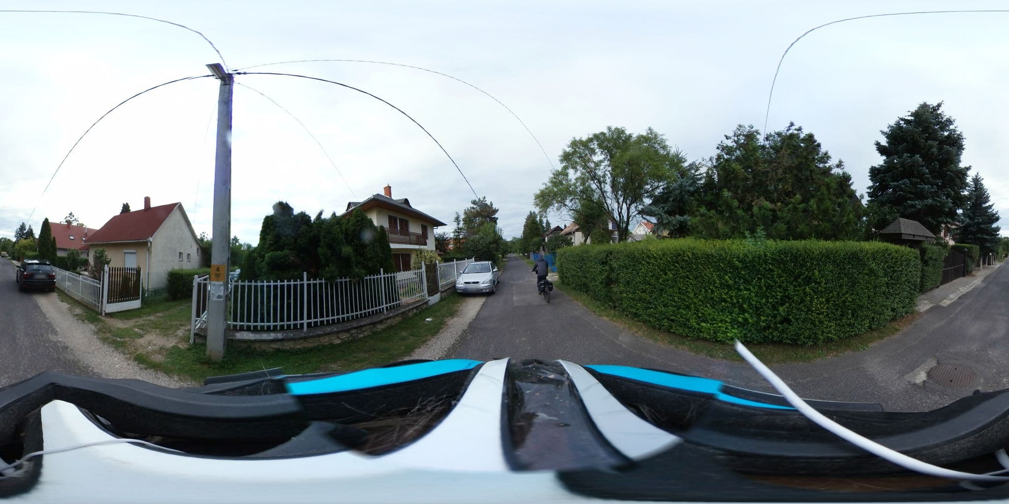 Street view near Attila Apartmanház - Gyenesdiás, Vonyarcvashegy — © tamas (CC BY-SA · Mapillary)