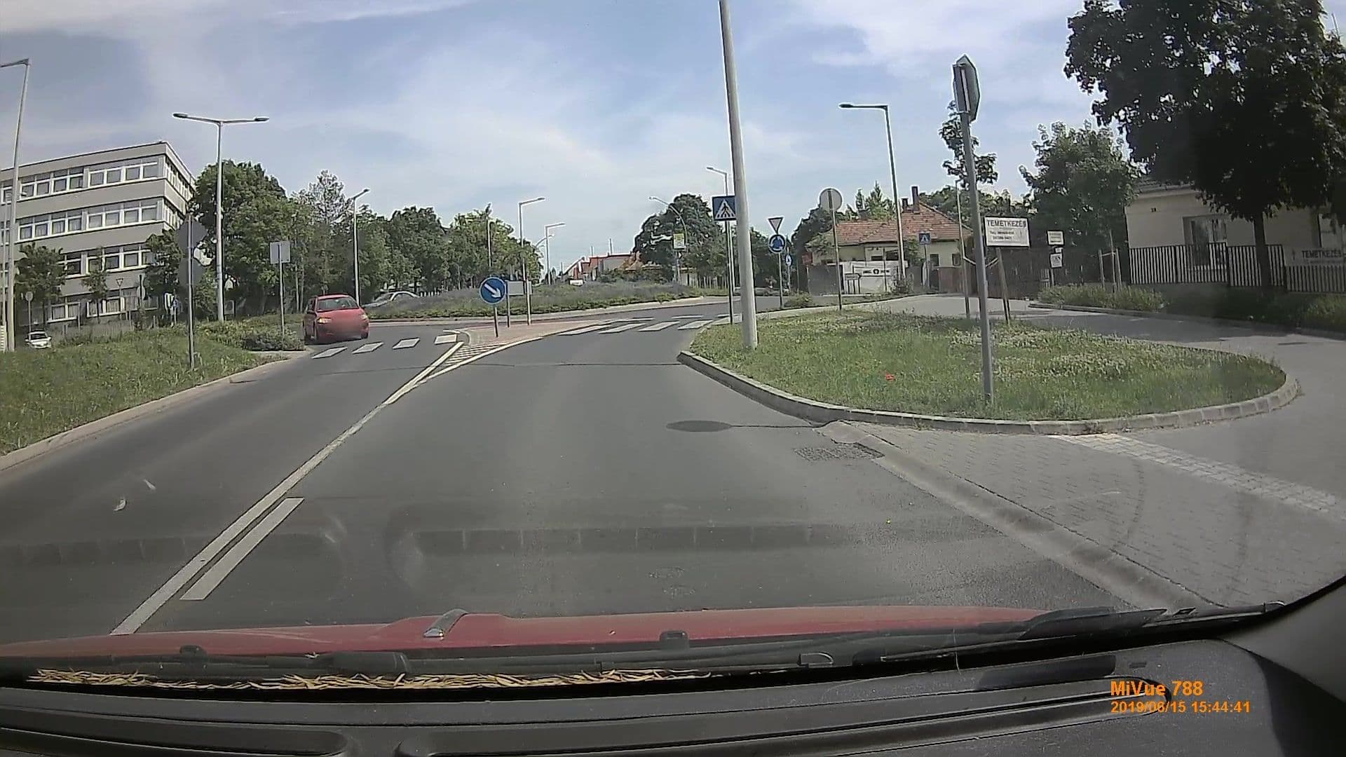 Street view near Éden Vendégház, Veszprém — © geox123 (CC BY-SA · Mapillary)