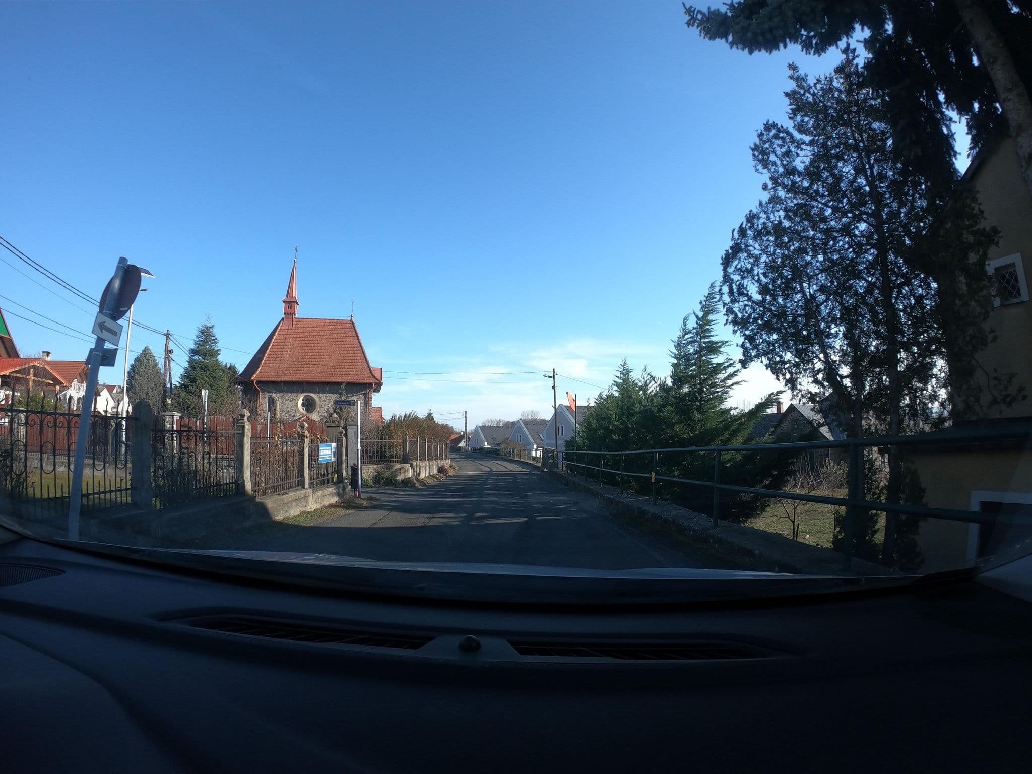 Street view near Kápolna Appartmanház, Badacsonytomaj — © vst (CC BY-SA · Mapillary)