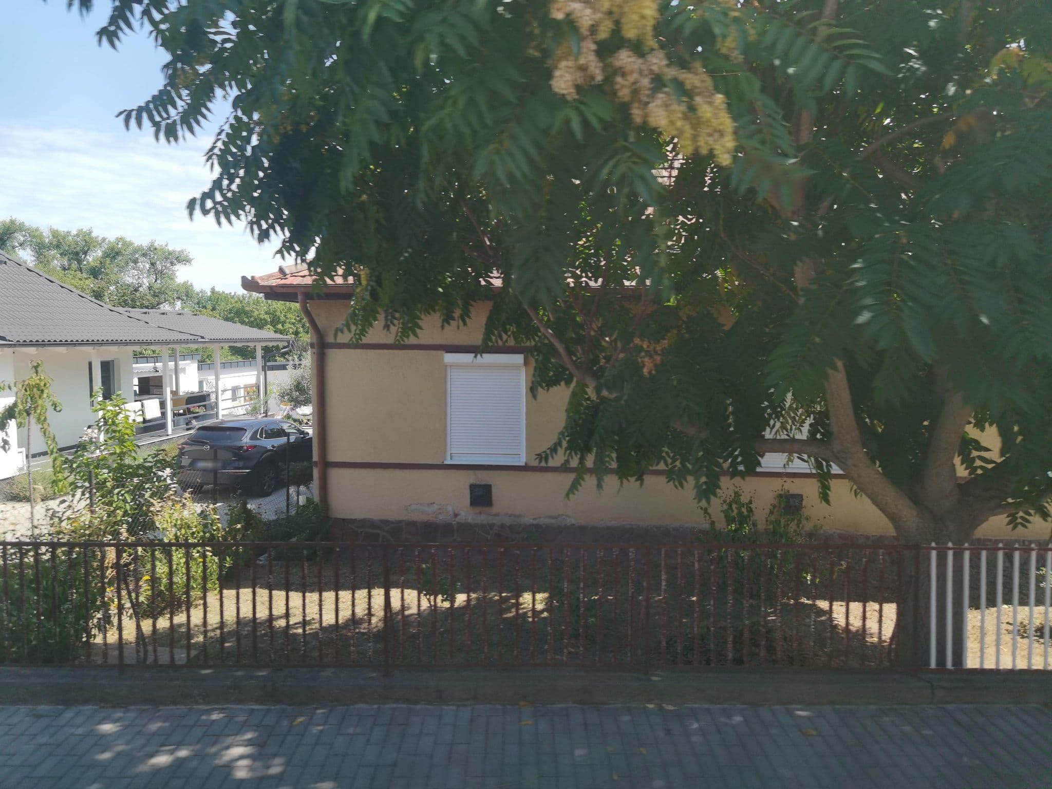 Street view near Balaton Apartman House 2, Balatonföldvár — © Gaurdein (CC BY-SA · Mapillary)