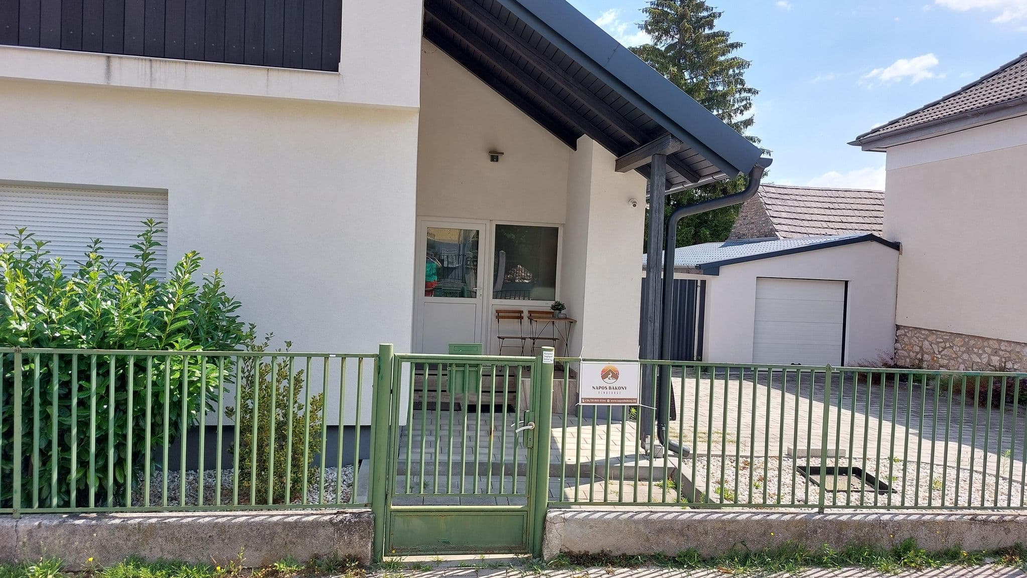 Street view near Napos Bakony Vendégház 10 fő, Zirc — © vasony (CC BY-SA · Mapillary)