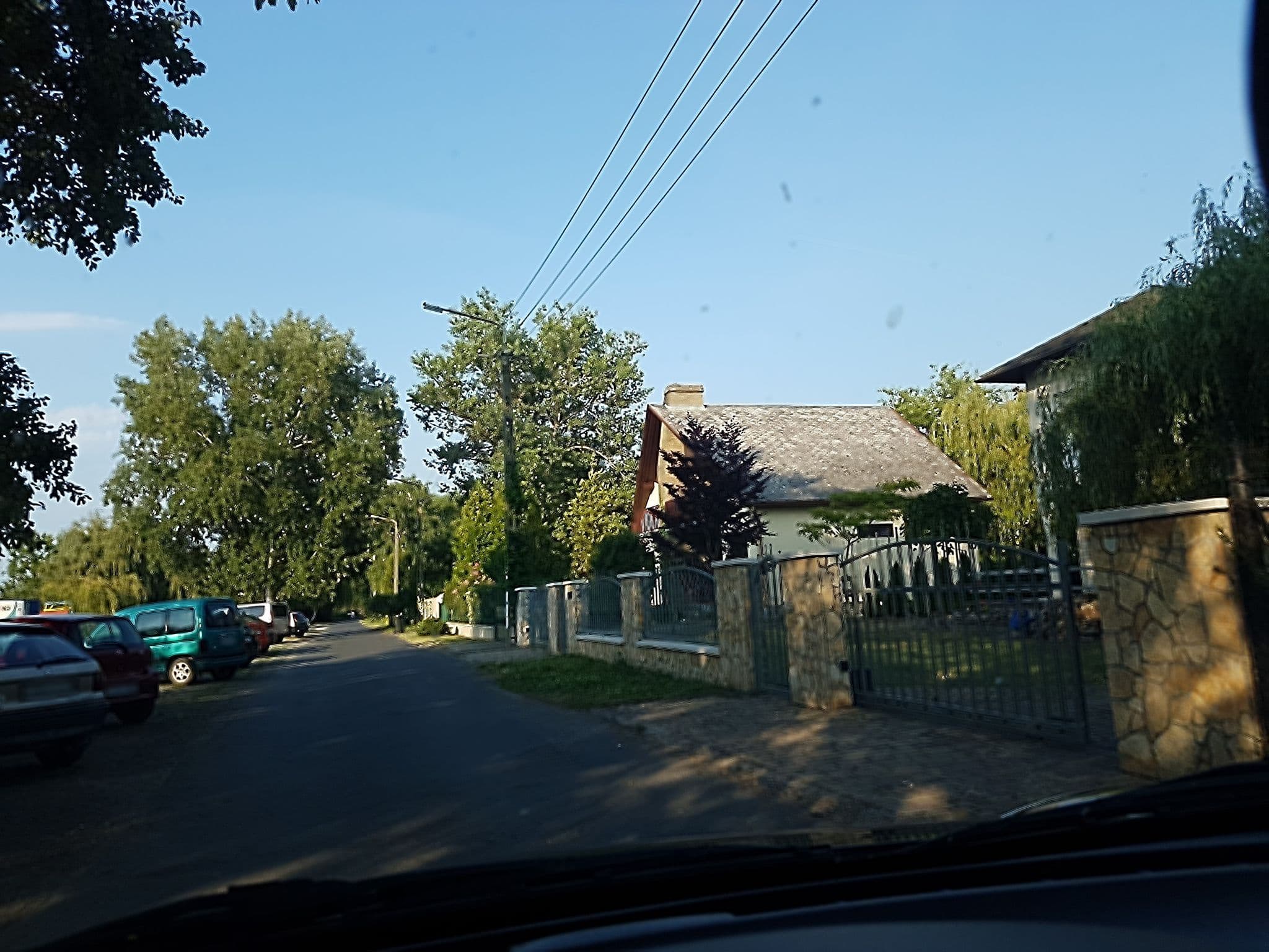 Street view near Családi Üdulő, Balatonszárszó — © gmarta (CC BY-SA · Mapillary)
