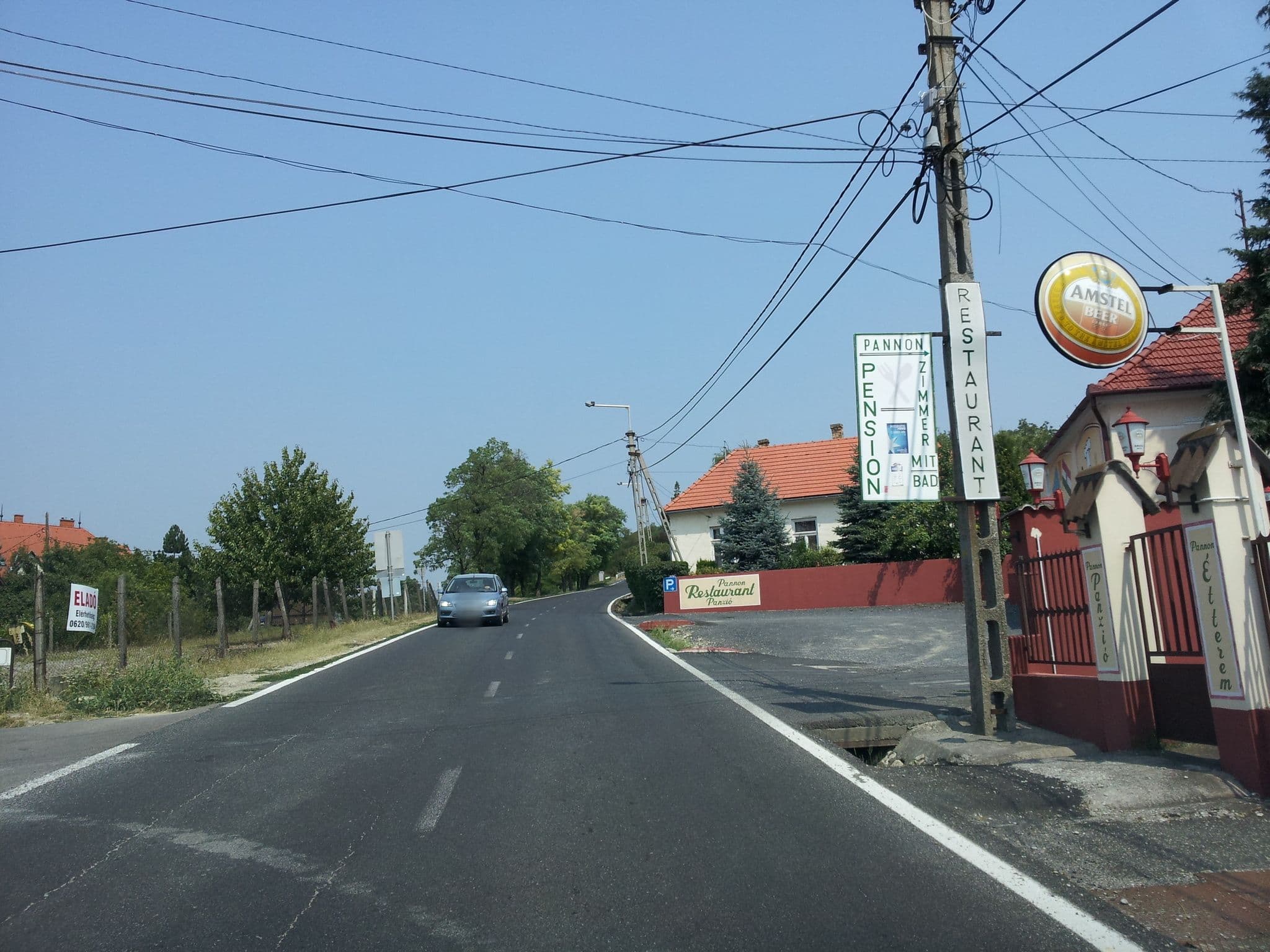 Street view near Pannon Panzió Étterem, Pannonhalma — © kolesajr (CC BY-SA · Mapillary)