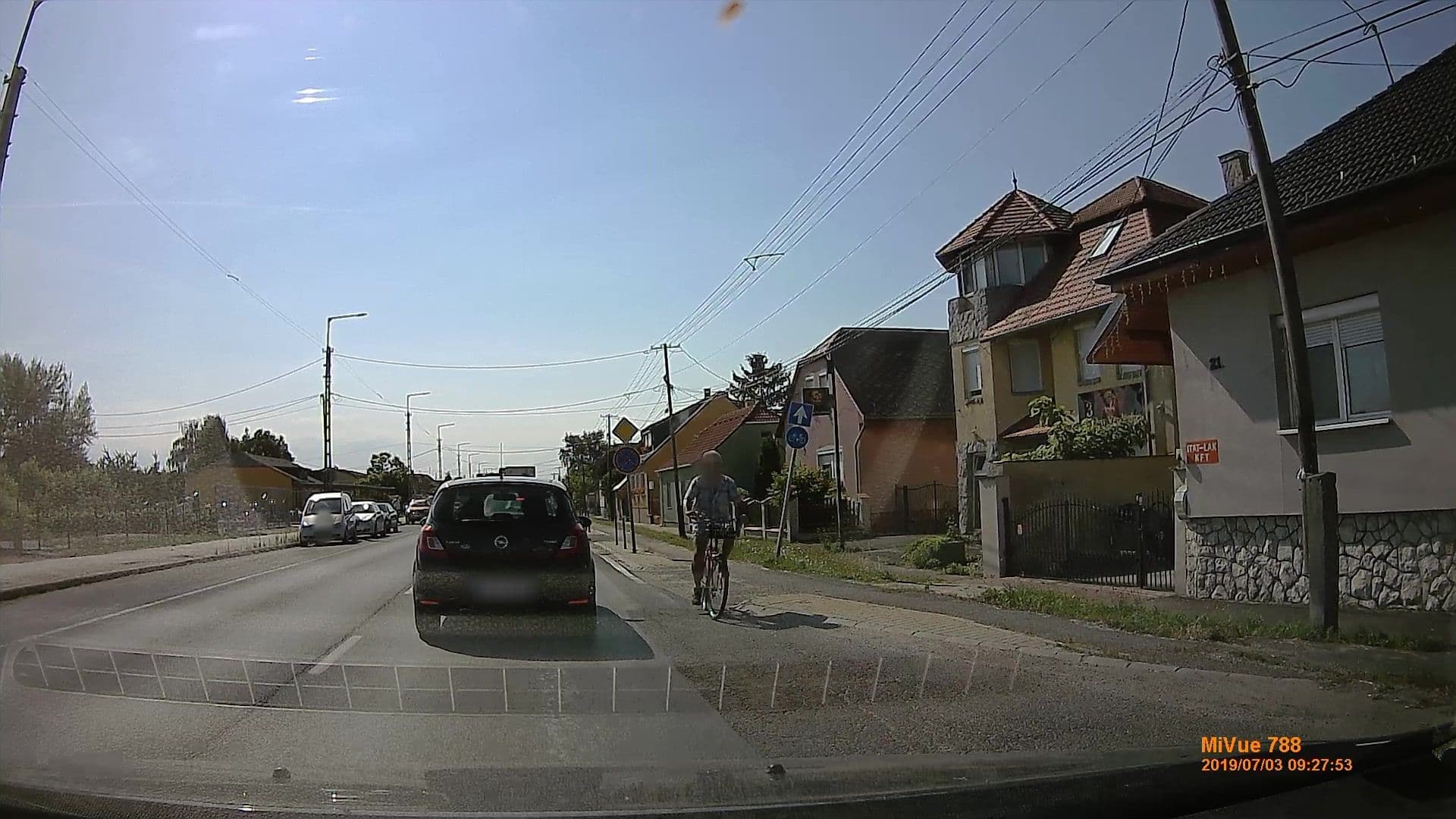 Street view near 3 Sarkany Panzio, Abda — © geox123 (CC BY-SA · Mapillary)