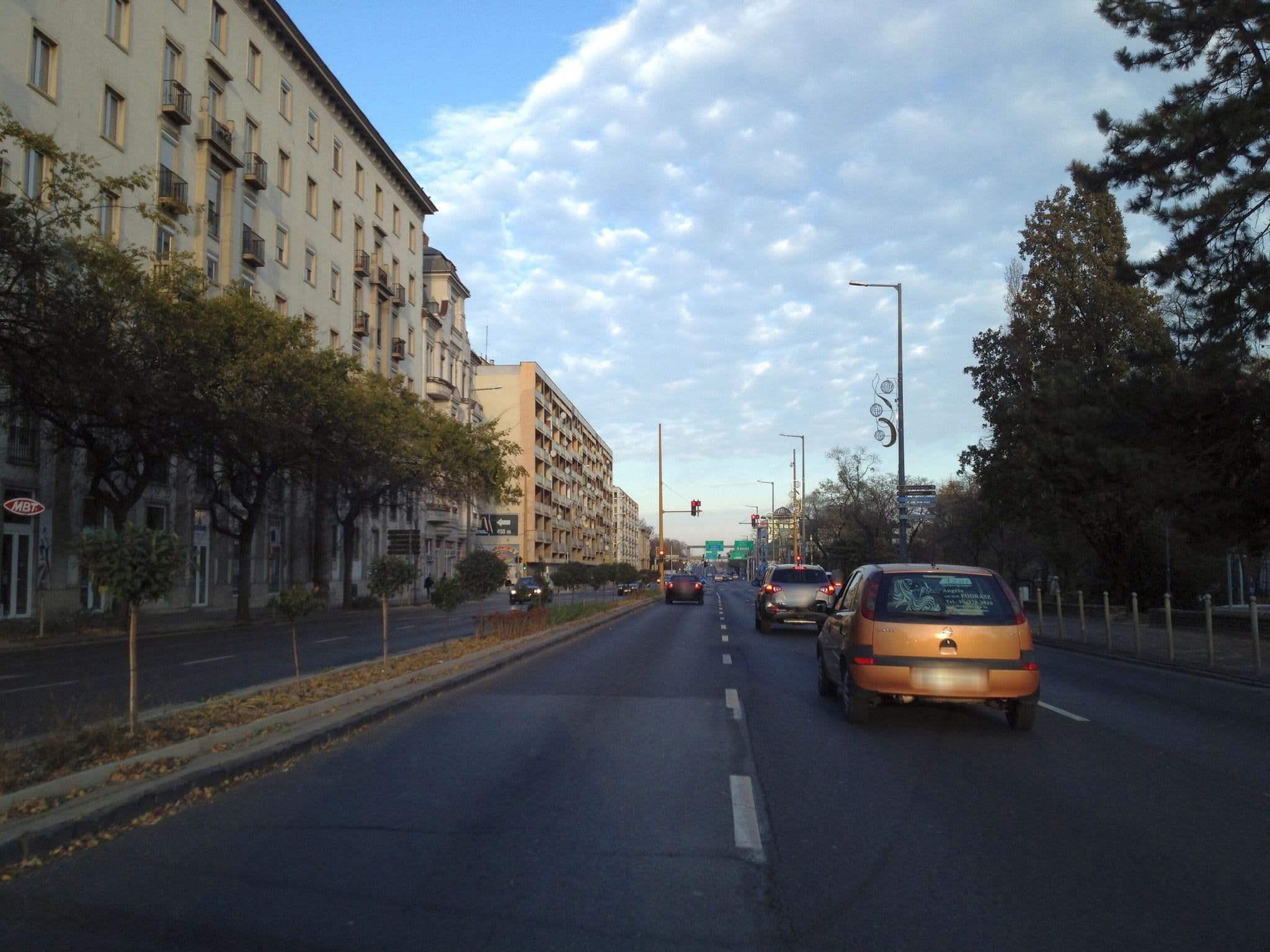 Street view near Sun Studio Apartman Győr, Győr — © istefanos (CC BY-SA · Mapillary)