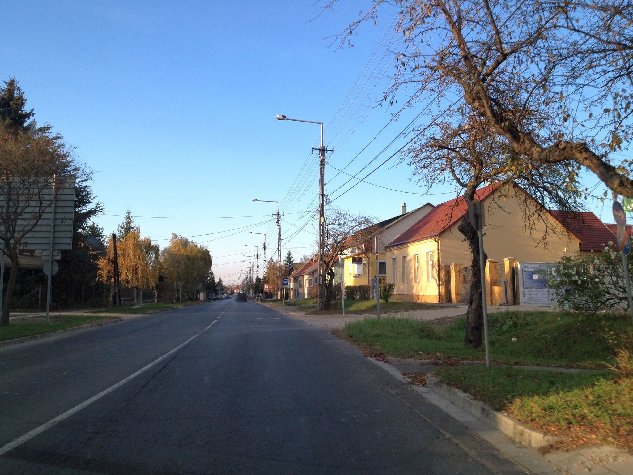 Street view near Família Panzió Győr, Győr — © istefanos (CC BY-SA · Mapillary)