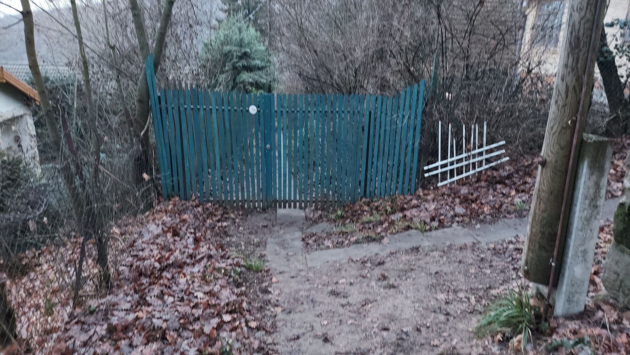 Street view near Siesta Villa, Mártonhegy — © vasony (CC BY-SA · Mapillary)