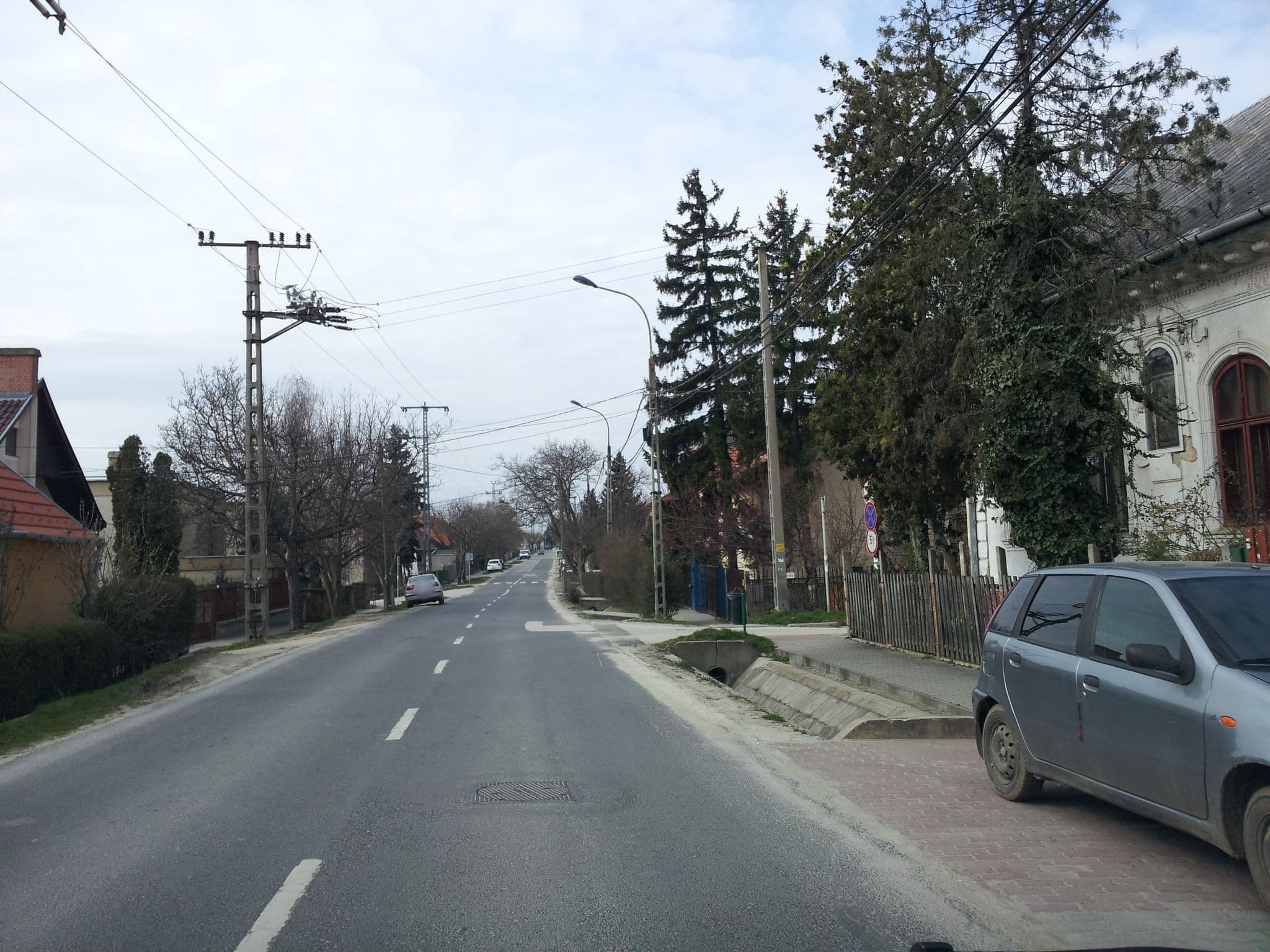 Street view near Rozsé Apartman Budaörs, Budaörs — © kolesajr (CC BY-SA · Mapillary)