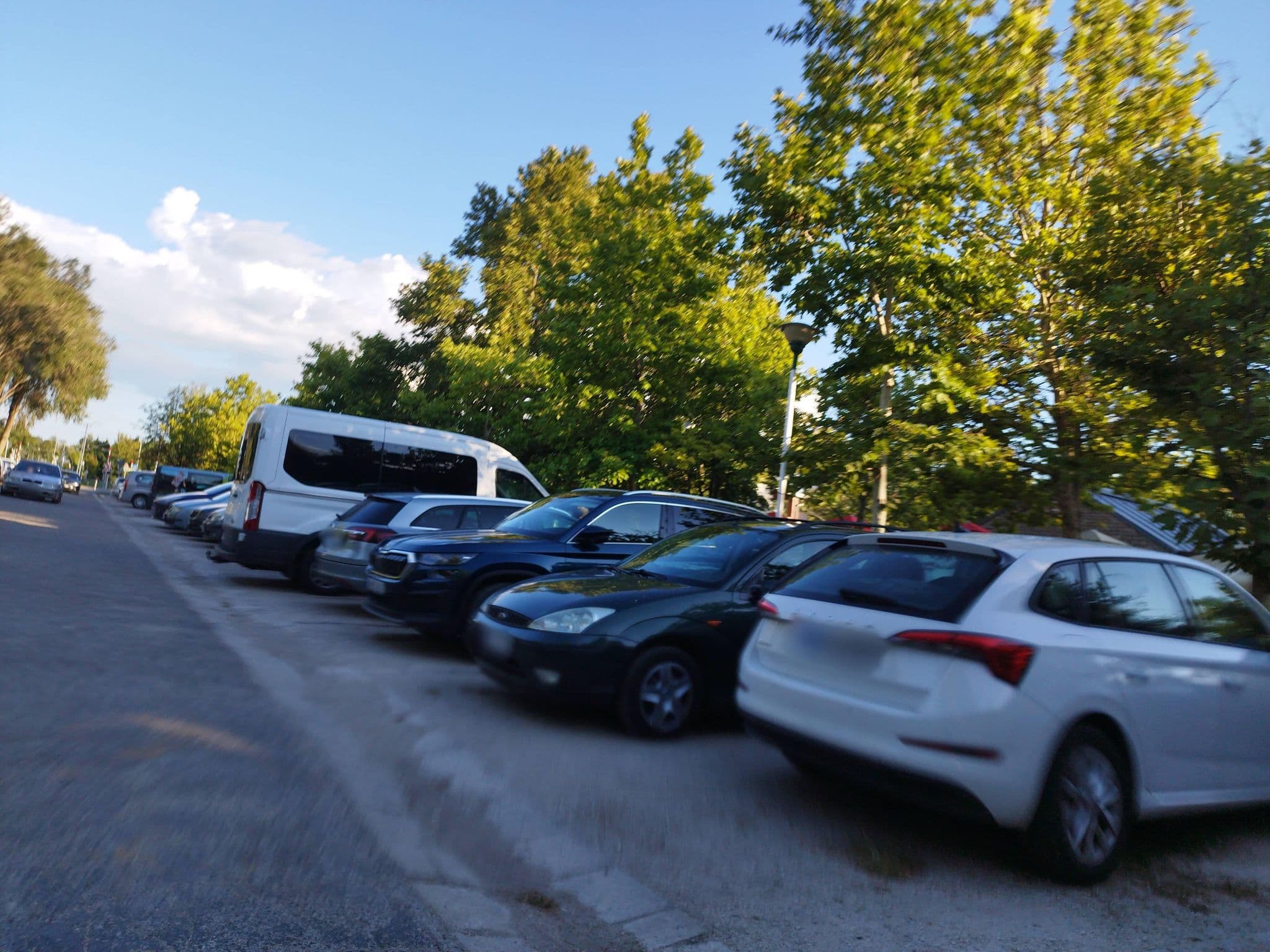 Street view near Beachfront Studio Apartman, Balatonalmádi — © grozsa11 (CC BY-SA · Mapillary)