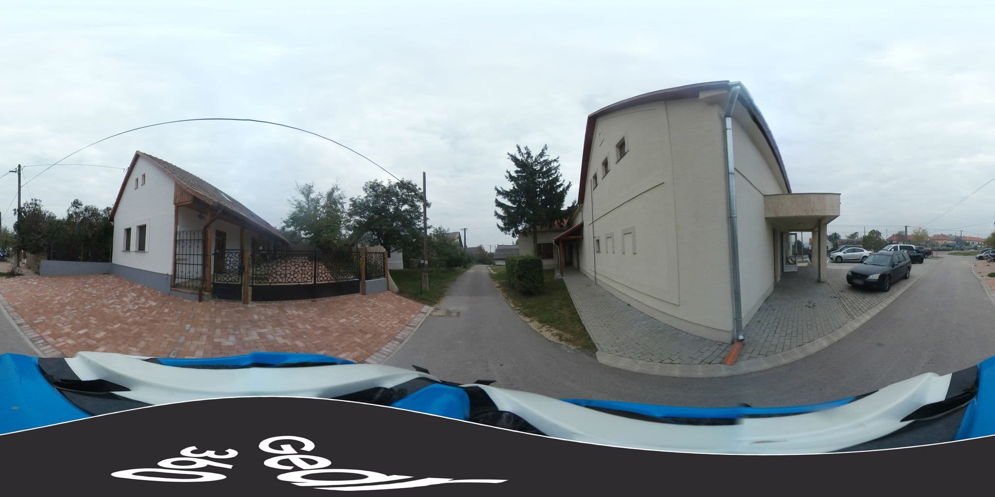 Street view near Nyerítő Lovasudvar, Velence — © tamas (CC BY-SA · Mapillary)