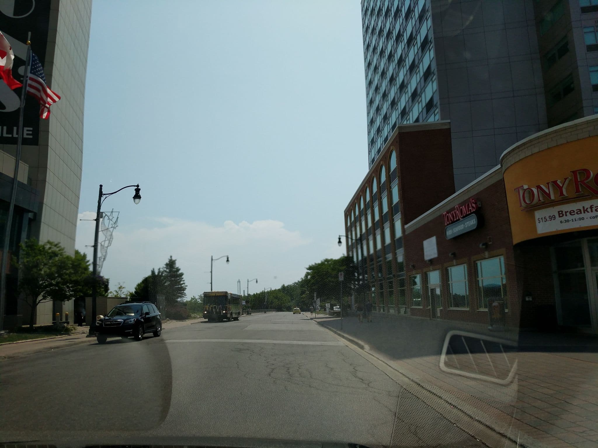Street view near Radisson Hotel & Suites Fallsview, ON, Niagara Falls — © zerz57k1 (CC BY-SA · Mapillary)