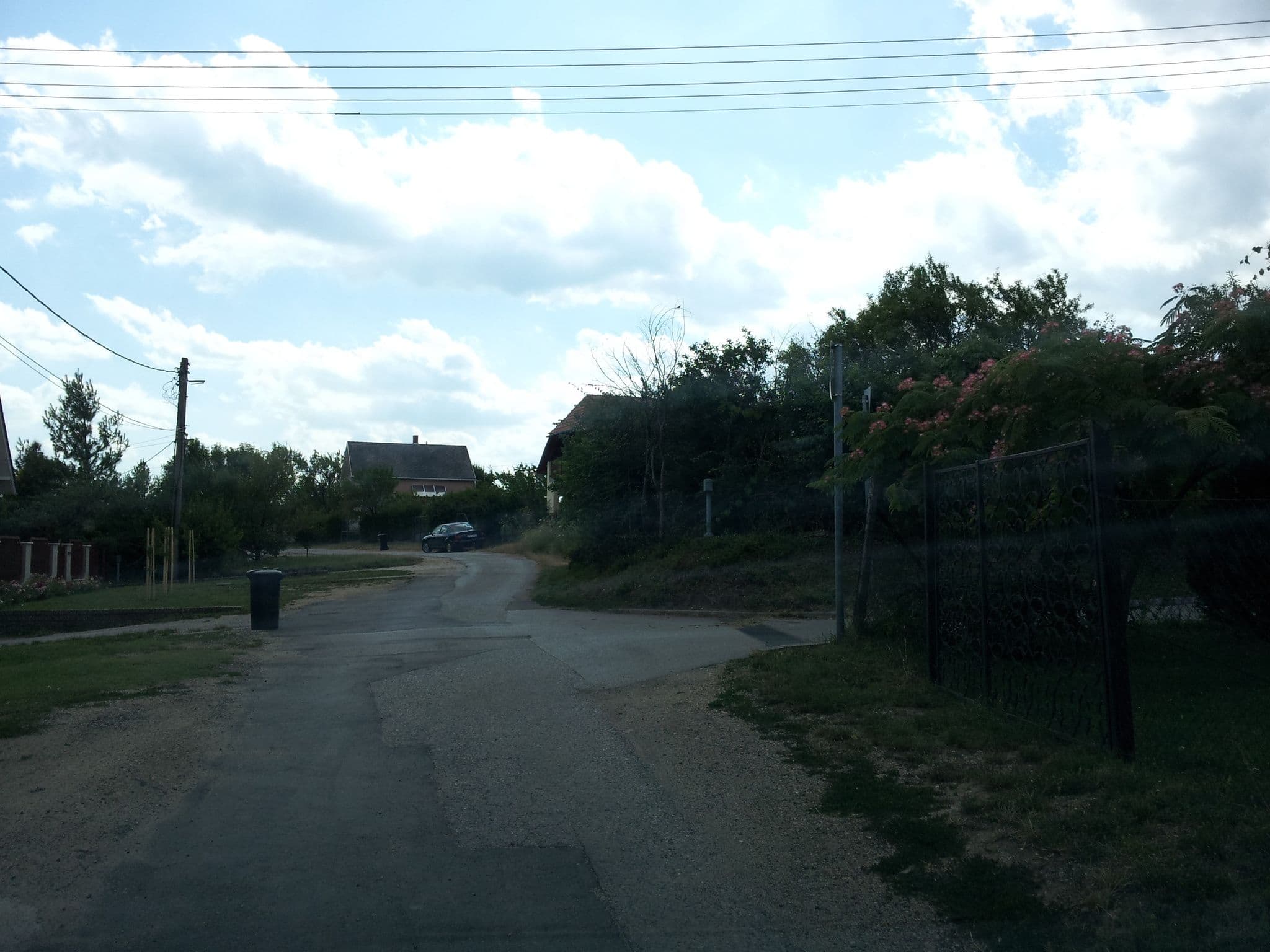 Street view near Csalintos Apartman, Balatonalmádi — © kolesajr (CC BY-SA · Mapillary)