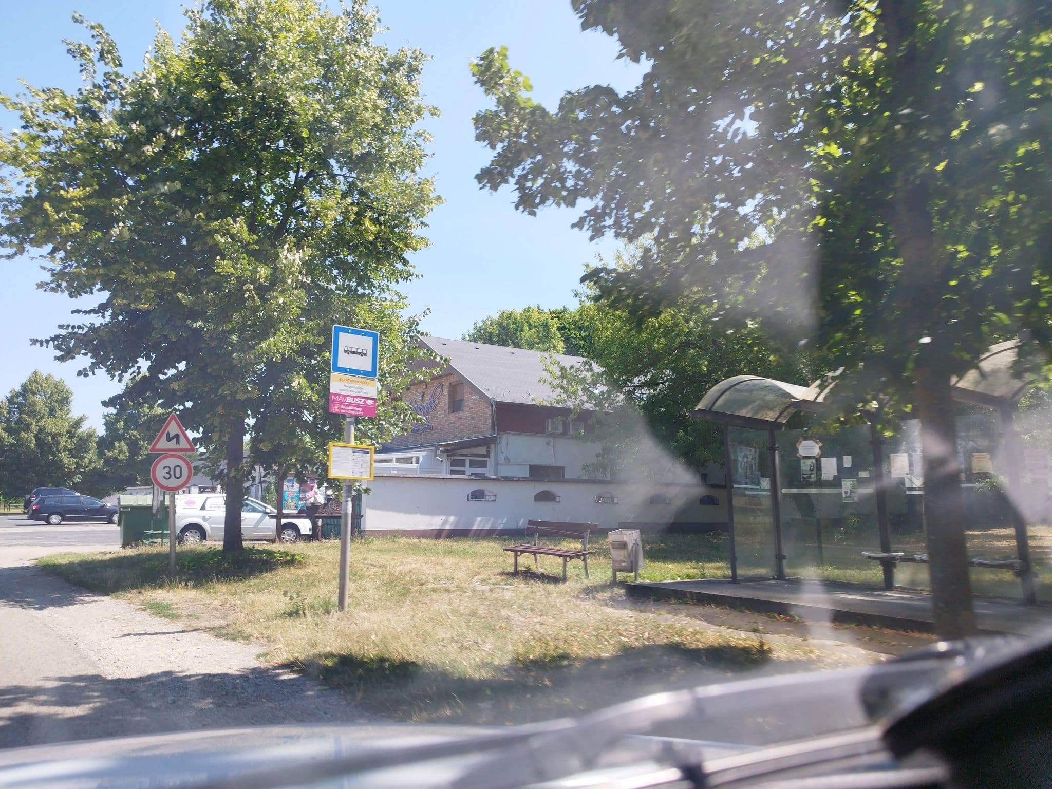 Street view near Hársfa Étterem, Balatonvilágos — © grozsa11 (CC BY-SA · Mapillary)