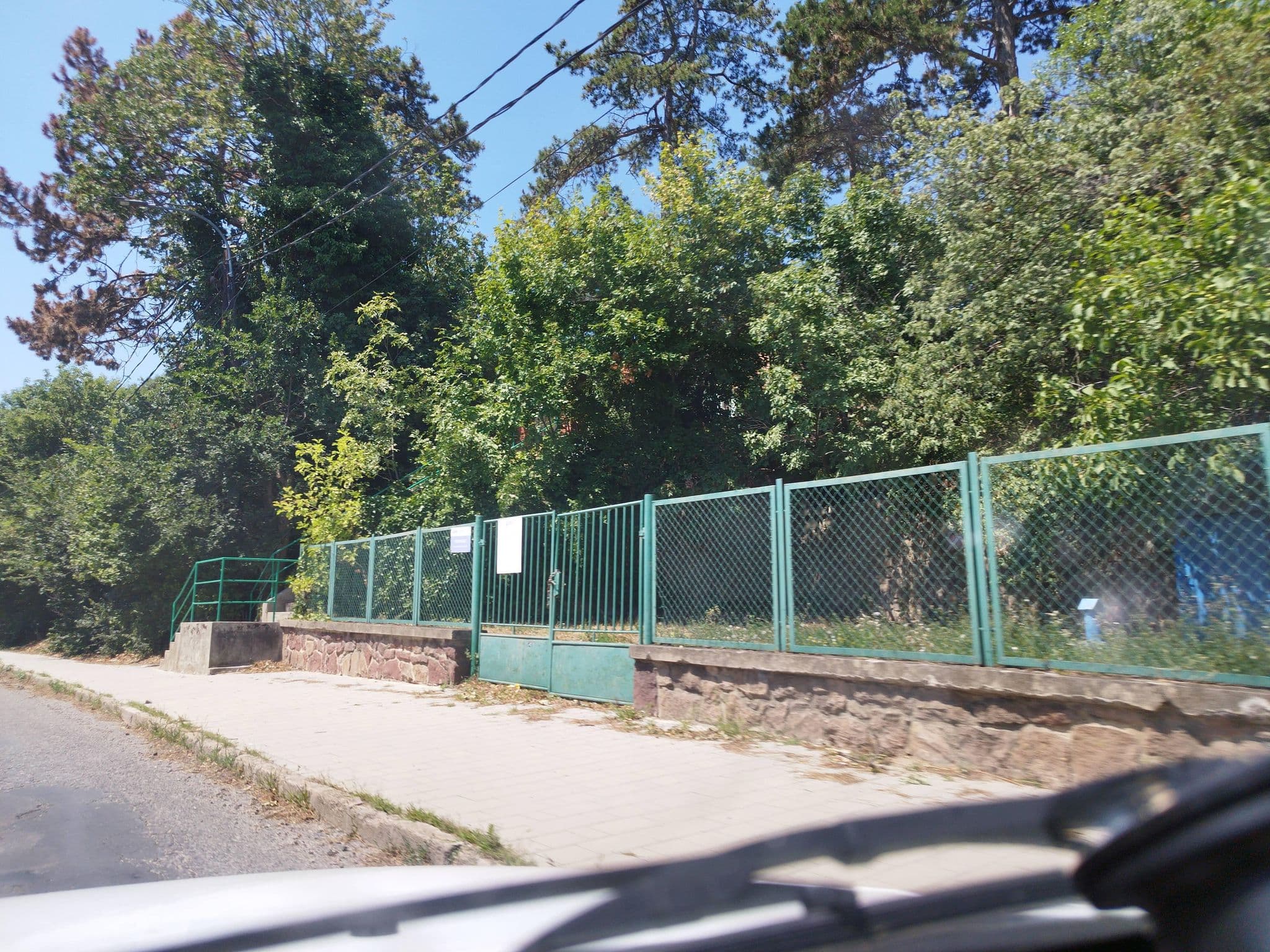 Street view near Balatoni-Panorama Apartmanhaz, Balatonalmádi — © grozsa11 (CC BY-SA · Mapillary)