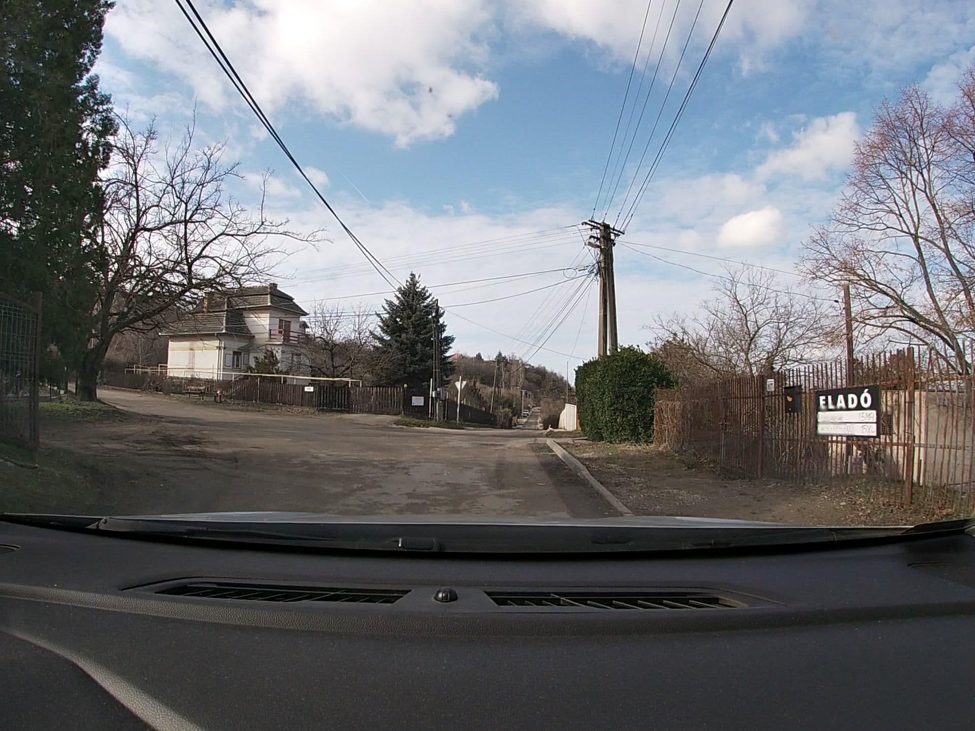 Street view near Nosztalgia Étterem Panzió, Rácalmás — © vst (CC BY-SA · Mapillary)